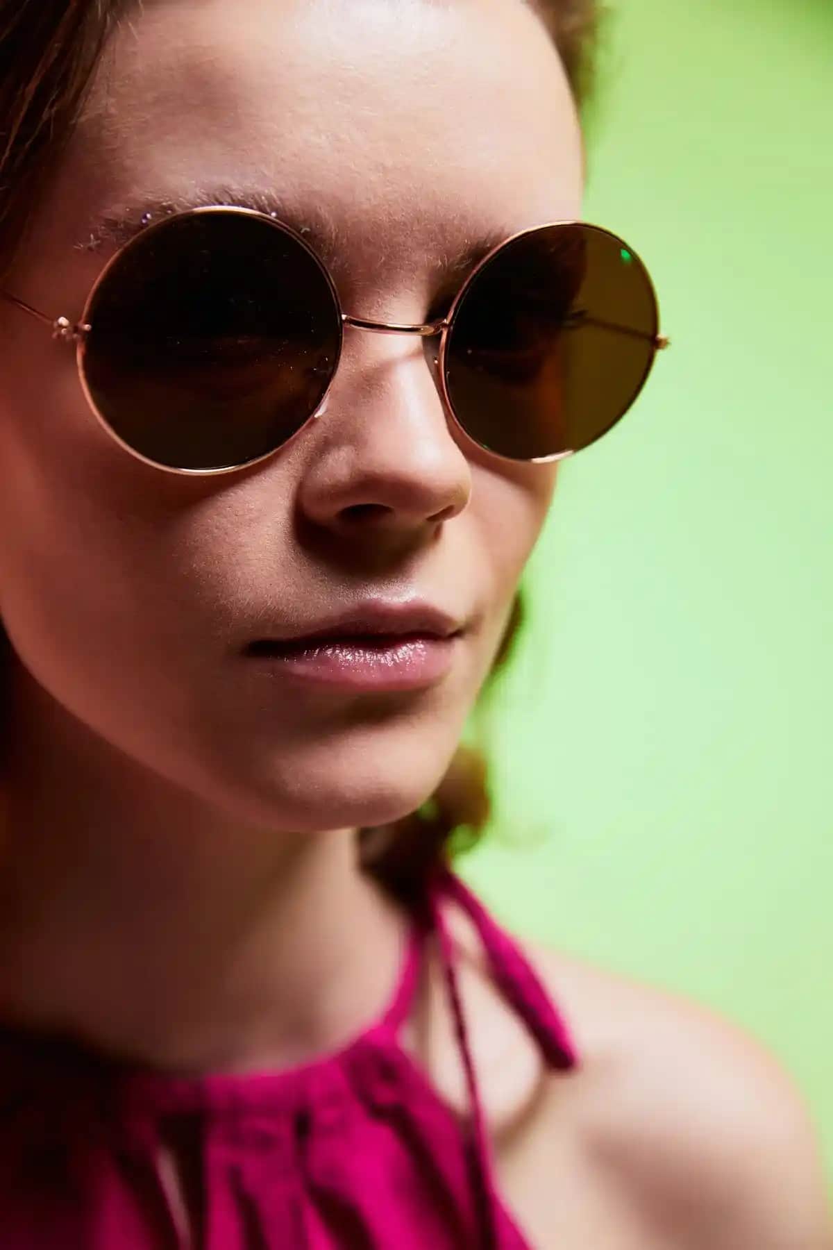 Aqua Di Polo 1987 Kadın Güneş Gözlükleri Karşılaştırması: Çok Renkli ve Siyah Modellerin Özellikleri