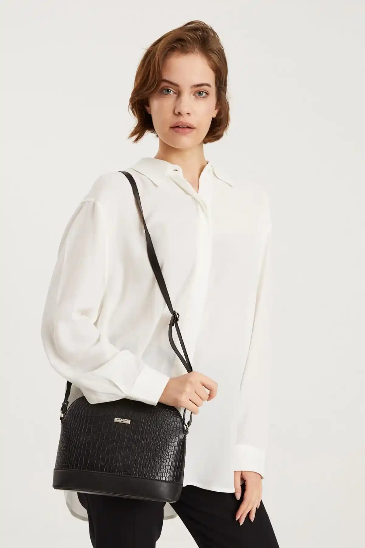 Aqua Di Polo 1987 Kadın Omuz Çantası Modern Tasarım ve Dayanıklılık Bir Arada