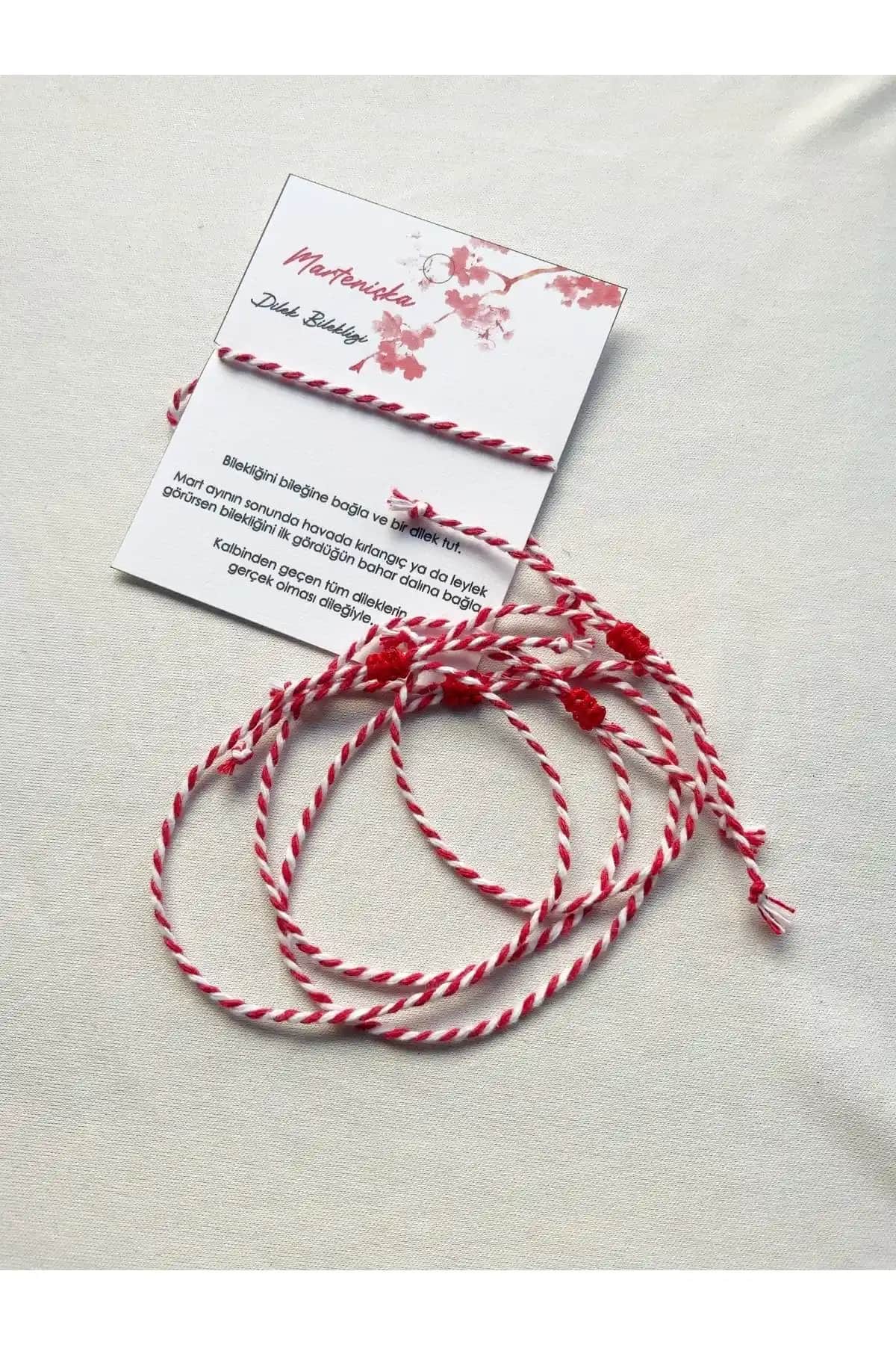 Atölye Merdiven ve Pearly Handmade Marteniçka Bileklikleri Karşılaştırması