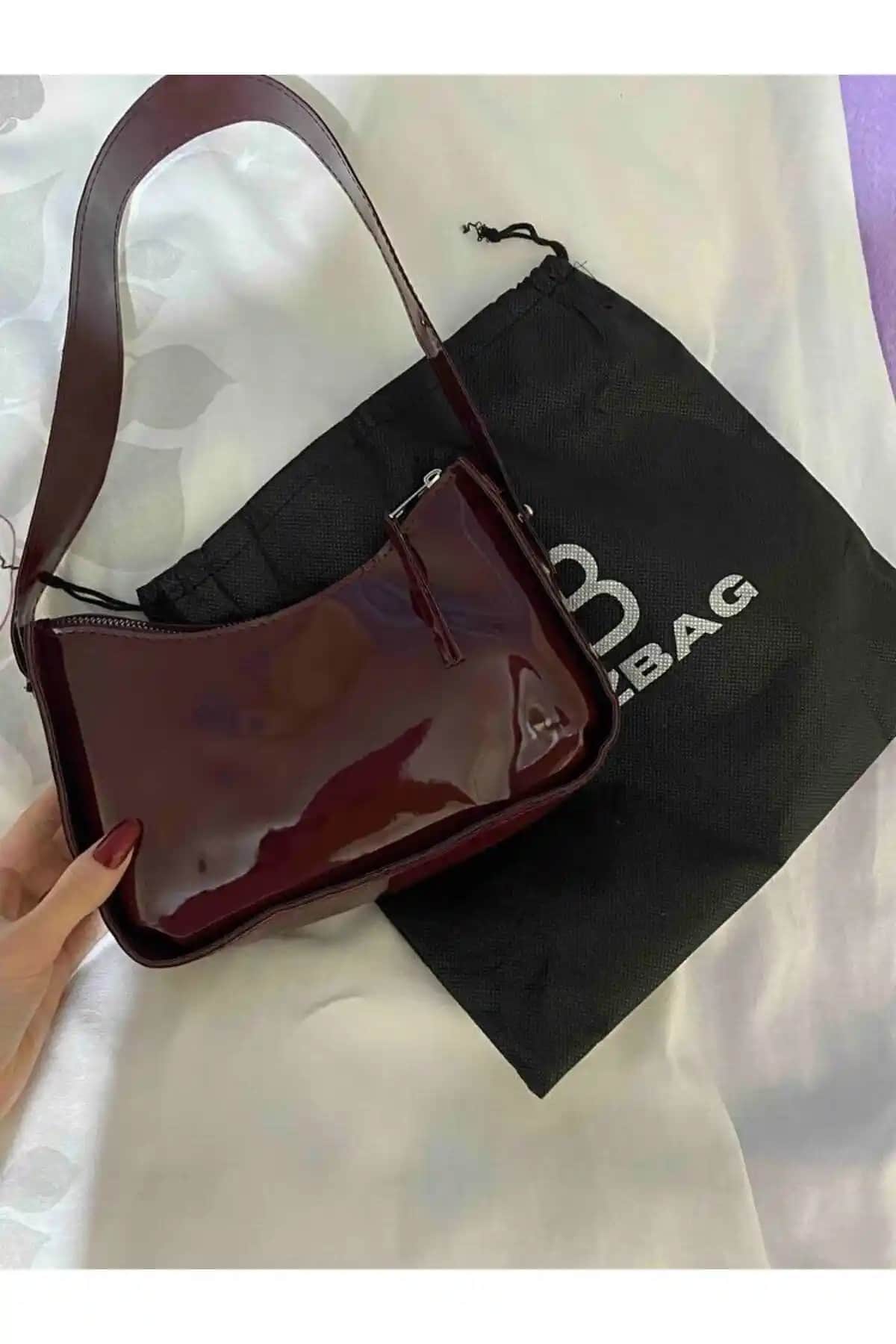 Bag&more Bordo Rugan Kadın Kroko Desenli Baget Çanta Şık ve Fonksiyonel Tasarım