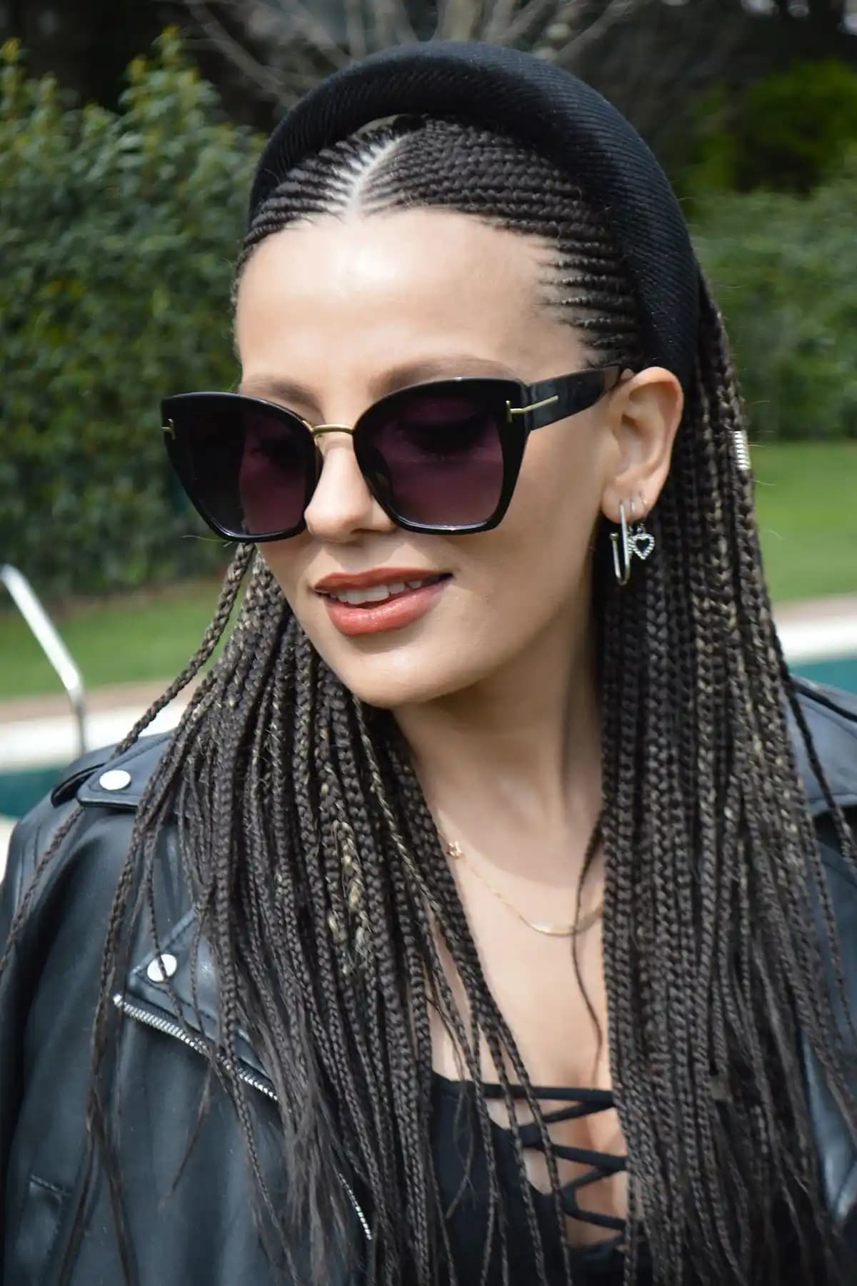 By Harmony Siyah Kadın Güneş Gözlüğü Modern Tasarım ve UV Koruma Özellikleriyle