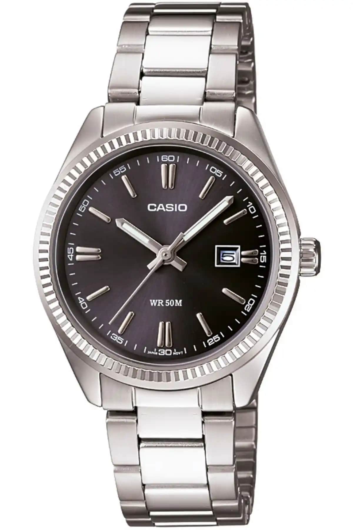 Casio Ltp-1302d ve Ltp-1302d-7a1vdf kadın kol saatleri karşılaştırması