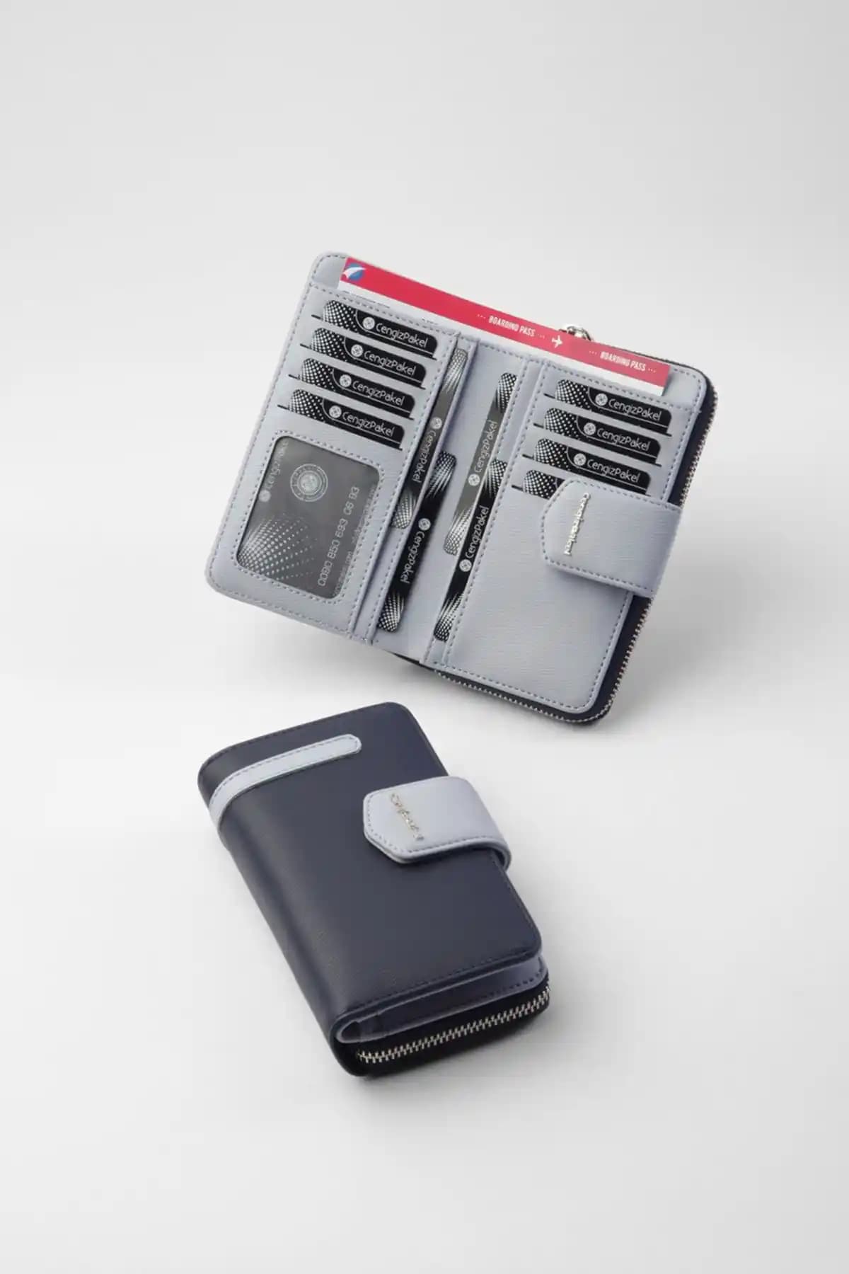 Cengiz Pakel Kadın Orta Boy Cüzdanı: Şıklık ve Fonksiyonellik Bir Arada