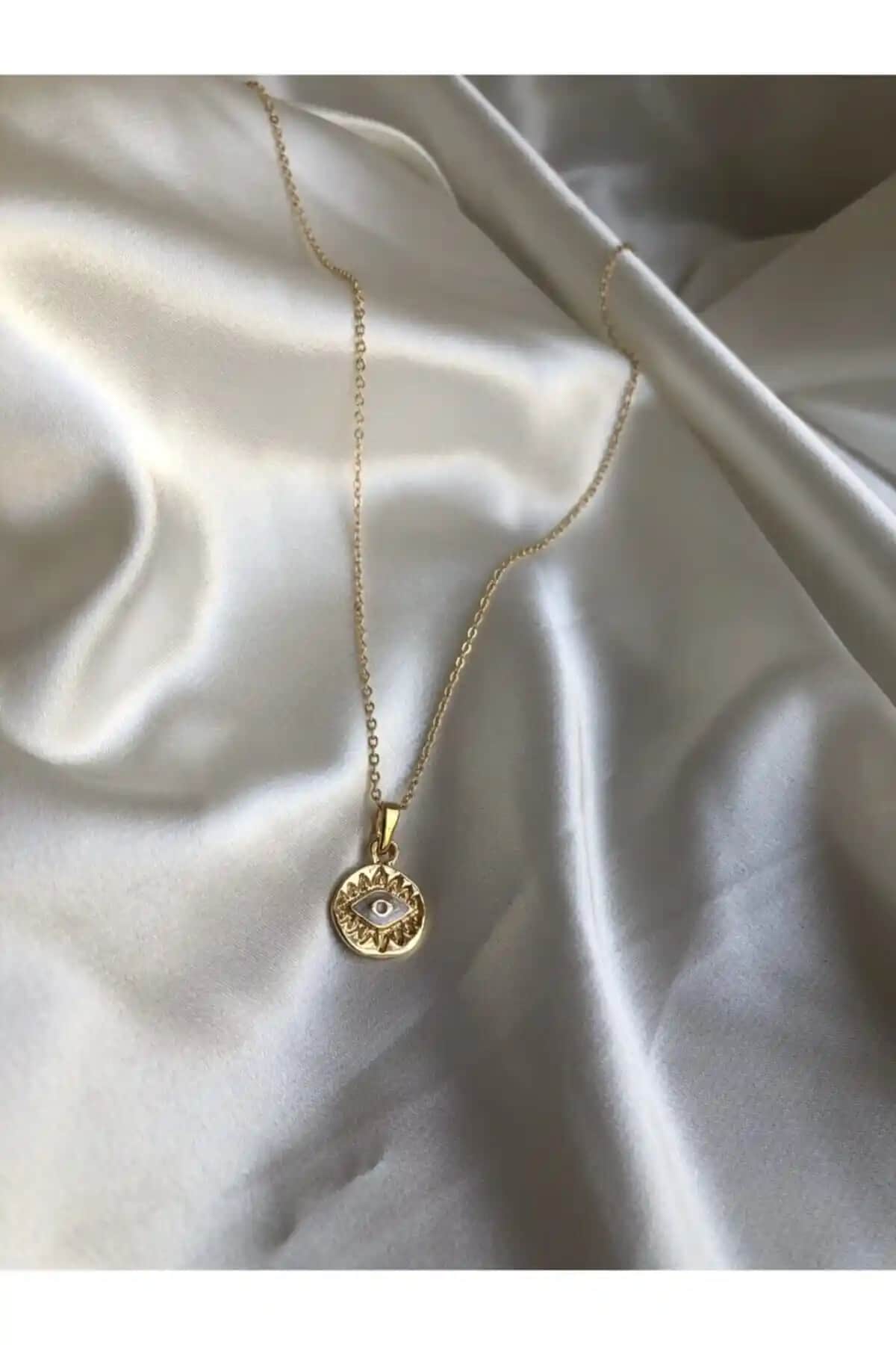 Claritas Kadın Altın Kaplama Beyaz Mine Işleme Göz Kolye İnceleme ve Değerlendirme