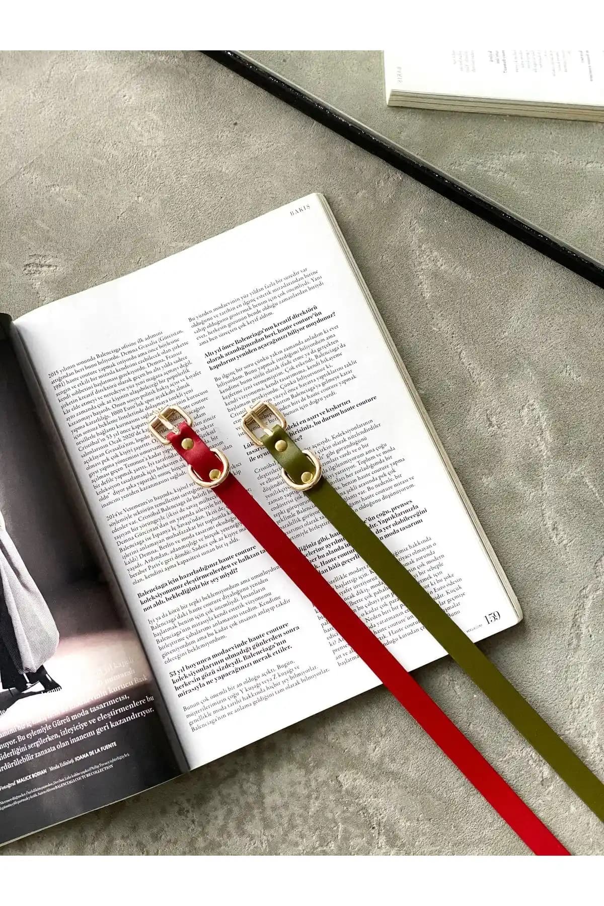 coaksco Basic 2'li Set Kırmızı Haki Renk Seçenekleriyle Şıklık ve Dayanıklılık Sunar