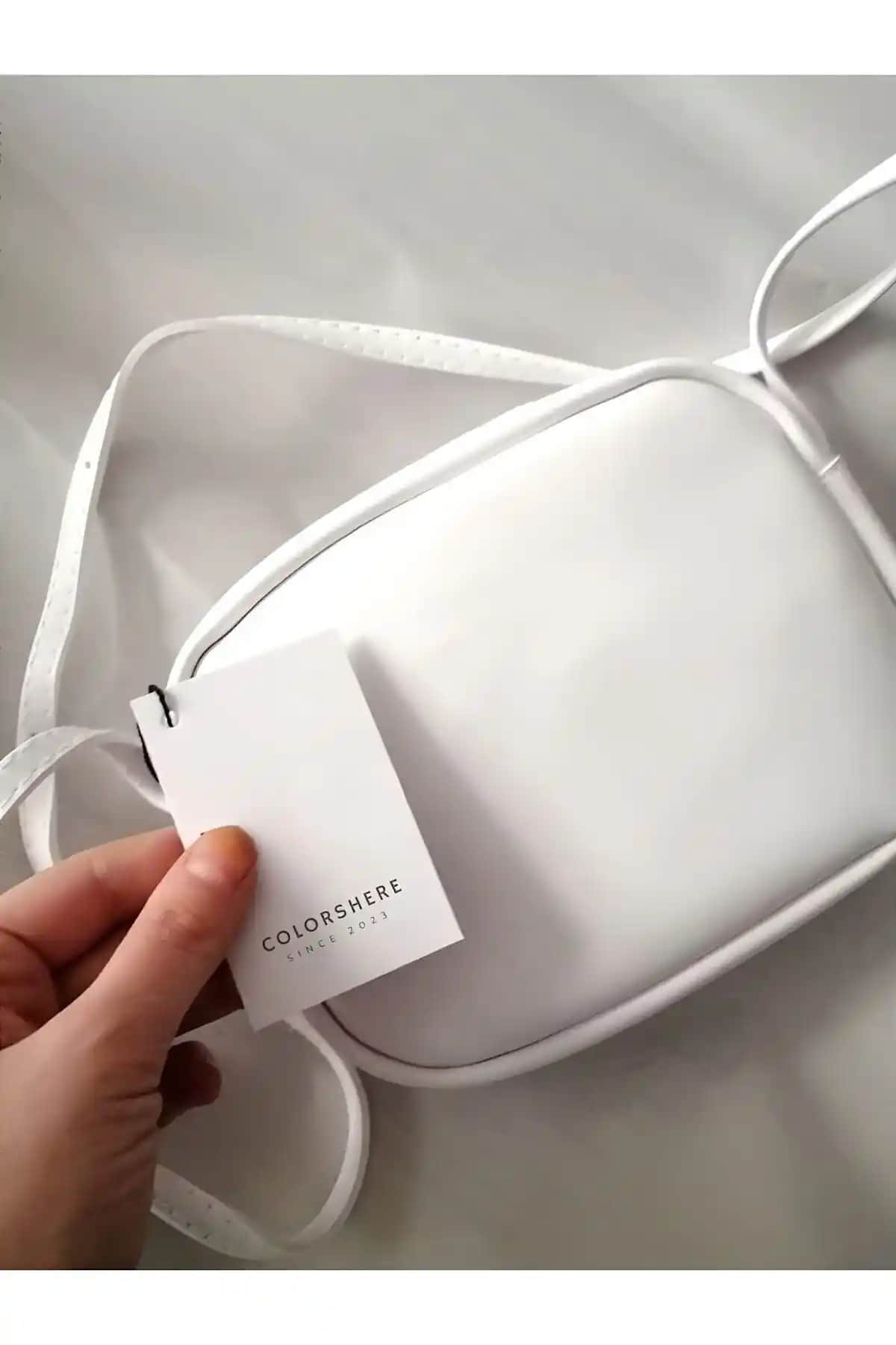 COLORSHERE ve Shaka Çanta Karşılaştırması: Stil ve Fonksiyonellik Analizi