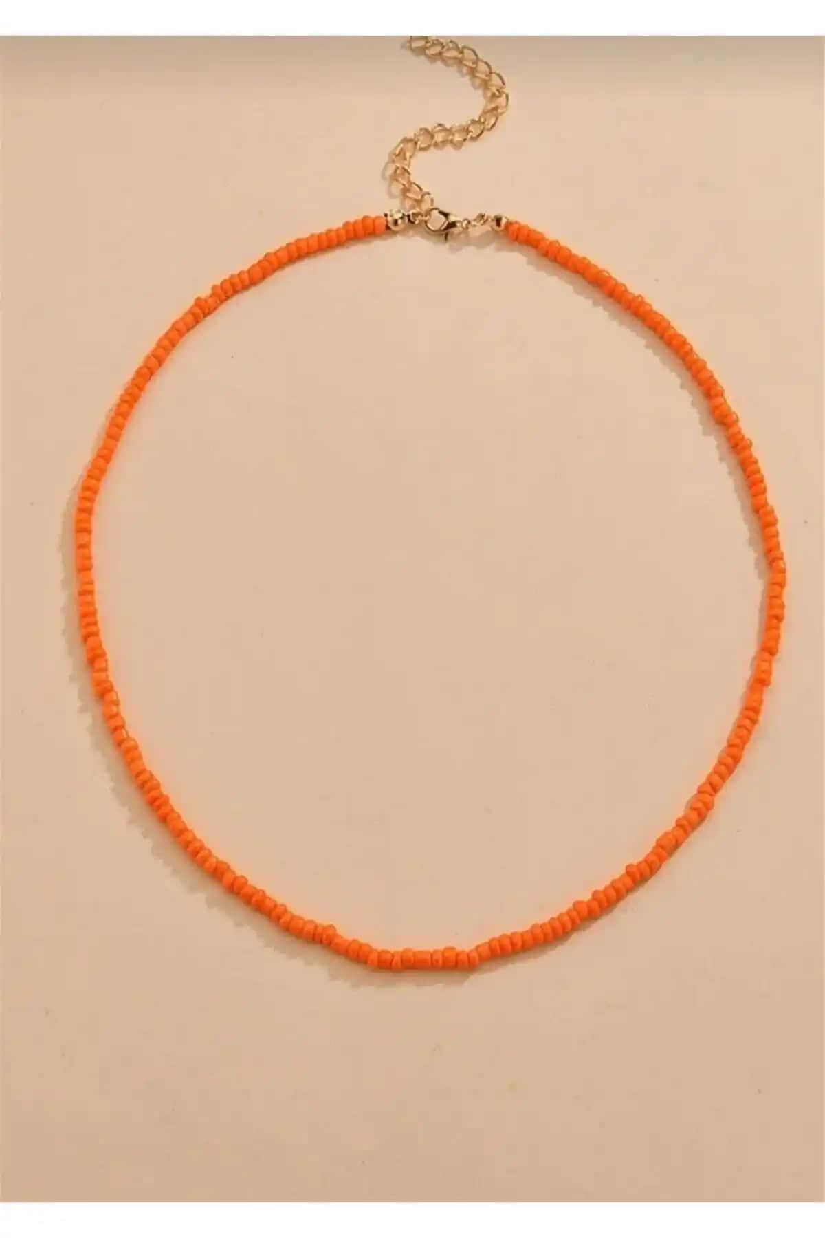 COSİBELLA Kadın Turuncu Boncuk Kolye: Şıklık ve Enerjiyi Yansıtan Zarif Aksesuar