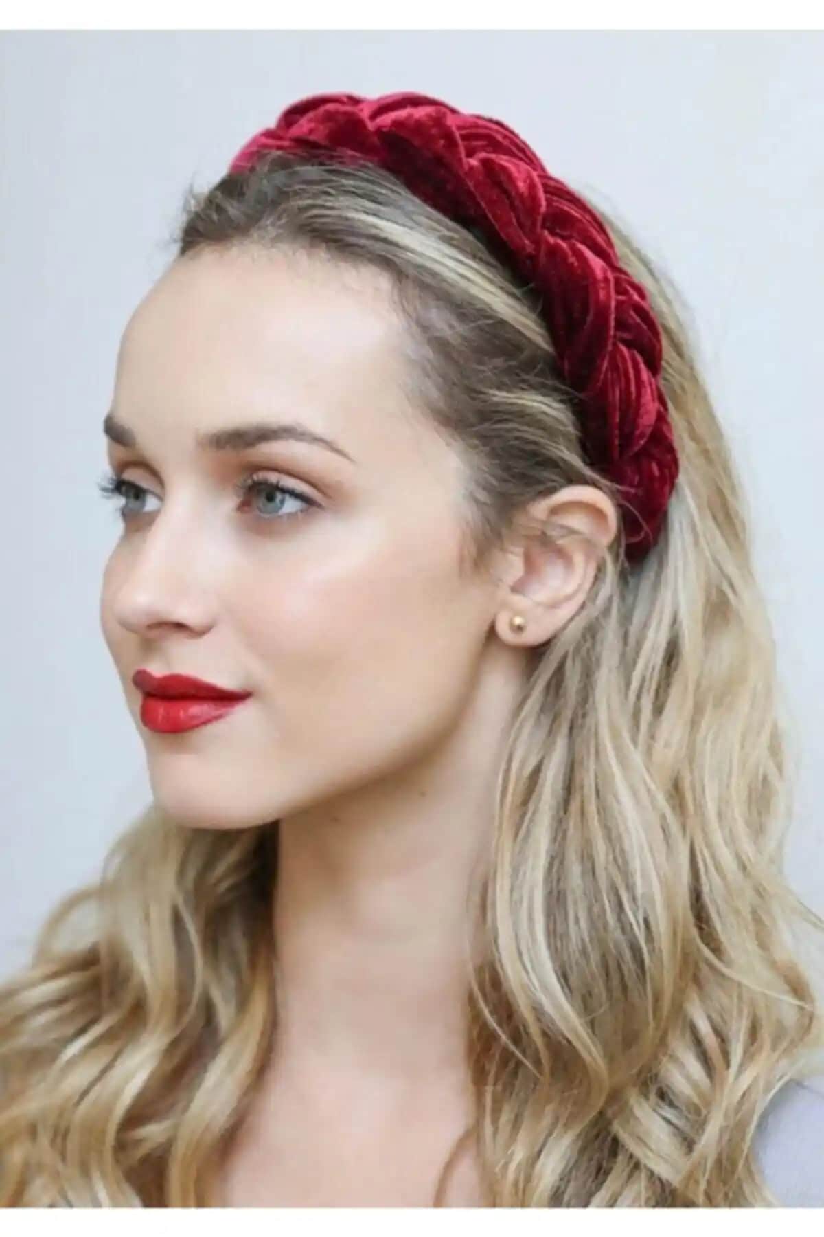 CSR AKSESUAR Kadife Taç Karşılaştırması: Bordo ve İnci Model Özellikleri ve Kullanıcı Yorumları