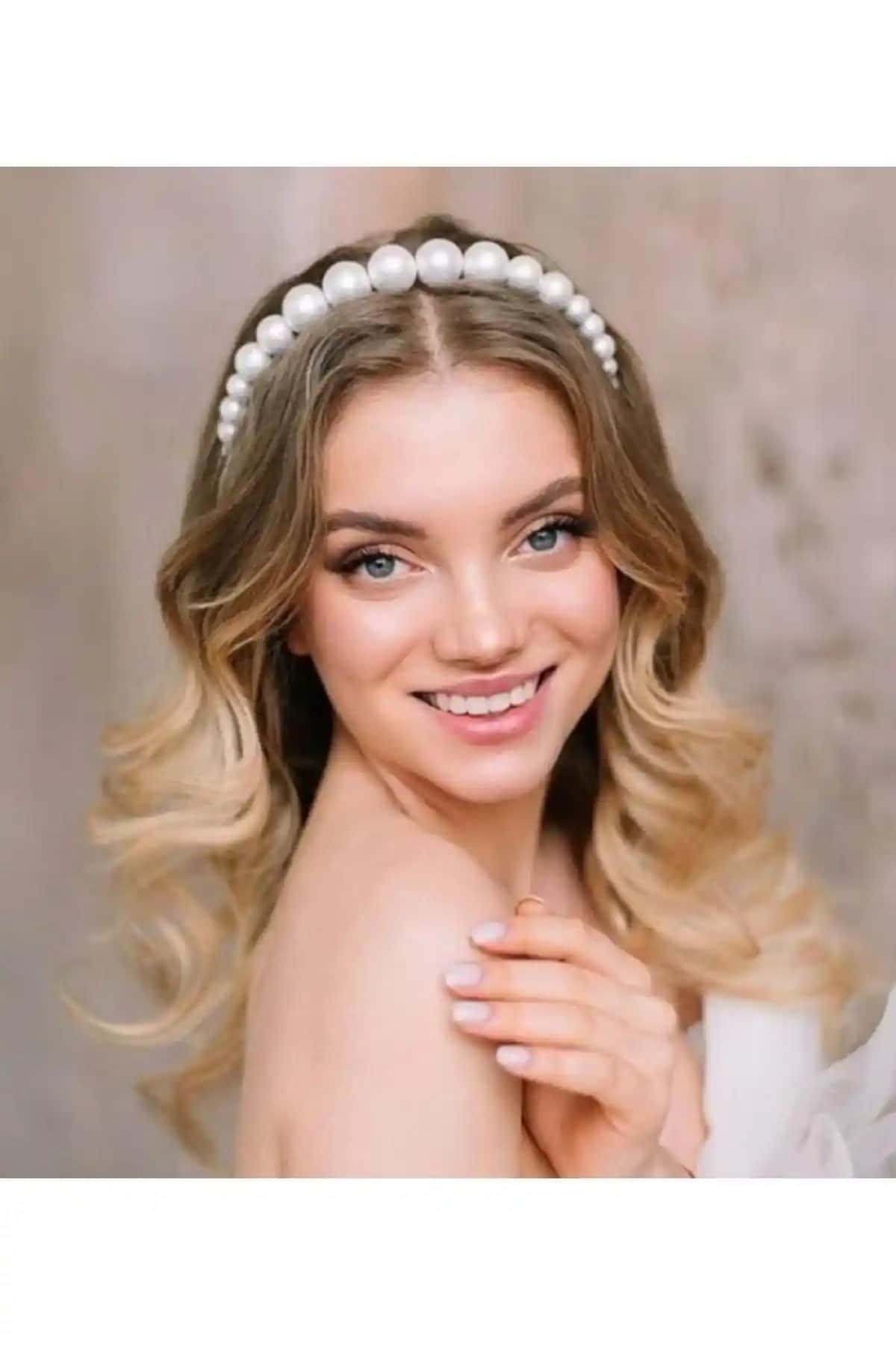 CSR AKSESUAR ve Naz Aksesuar İncili Taç Karşılaştırması Hangi Model Daha Uygun