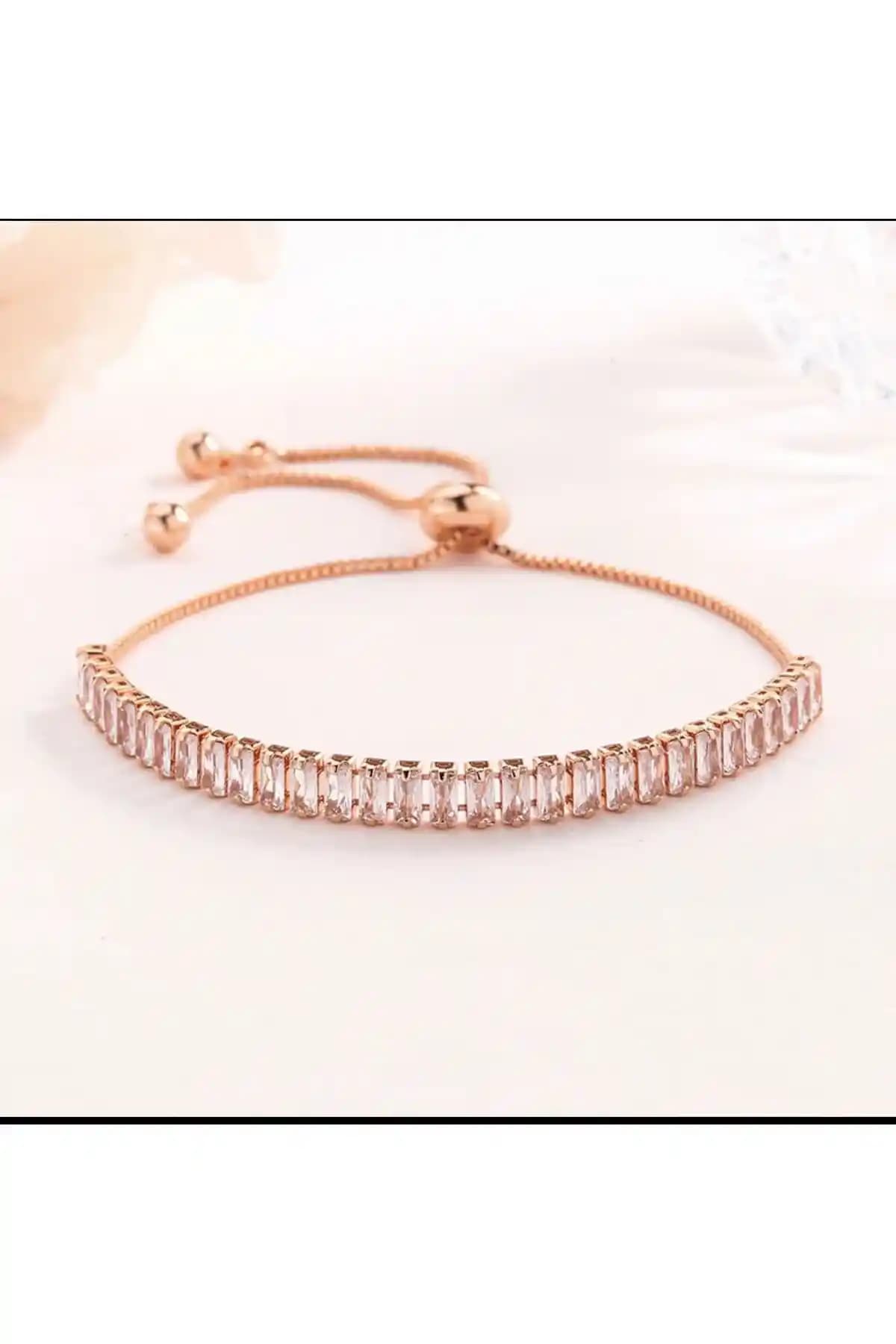 DEMOKAN Kadın Su Yolu Bileklik: Zarif ve Dayanıklı Altın Renkli Takı Seçeneği