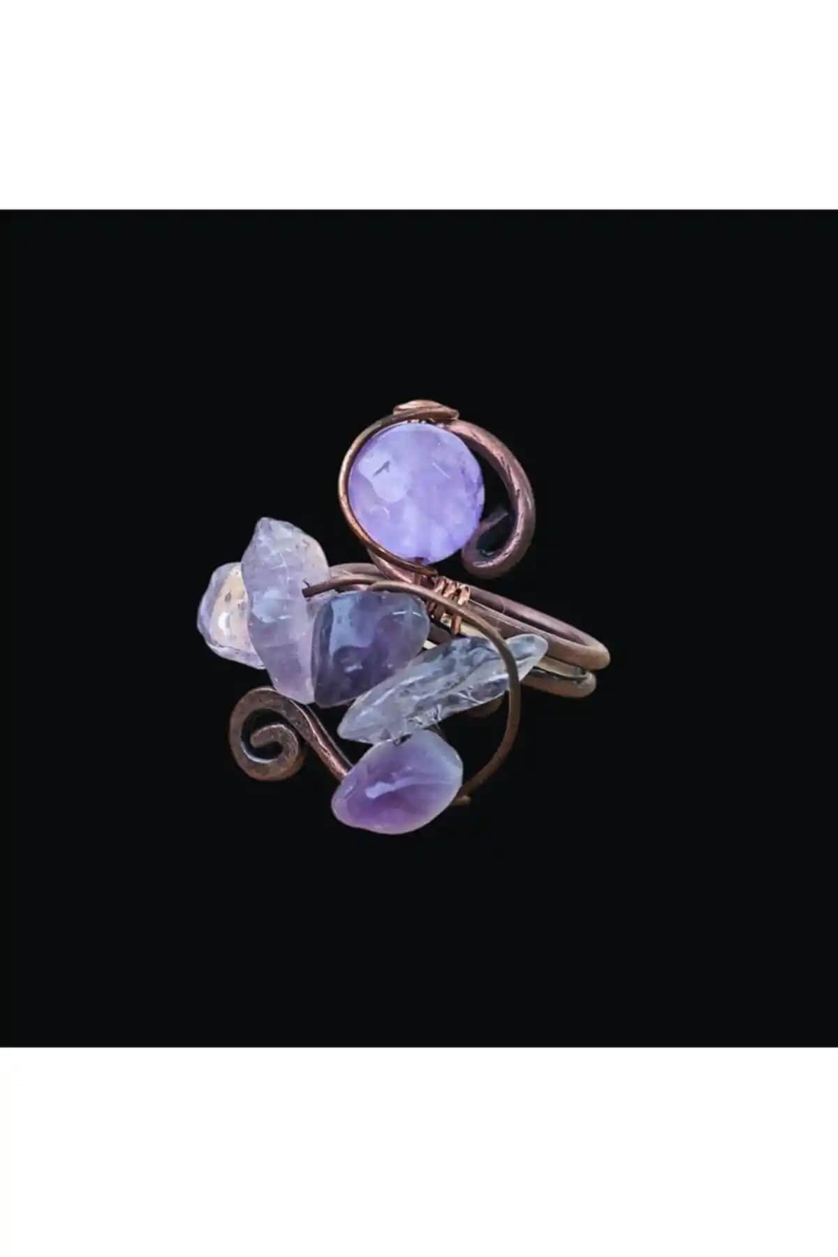 Doğal Ametist ve Bakır Malzemeden Tasarlanmış Ayarlanabilir Yüzük Özellikleri