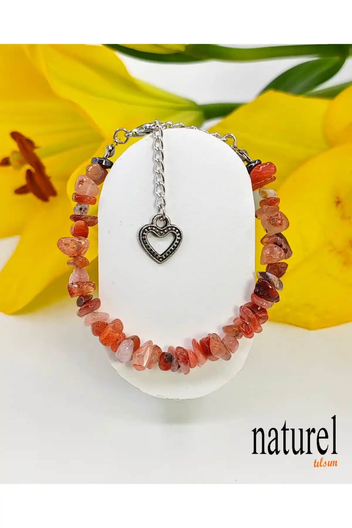 Doğal Taş Bileklikleri Karşılaştırması: Akik ve Aventurin Özellikleri ve Seçim Rehberi