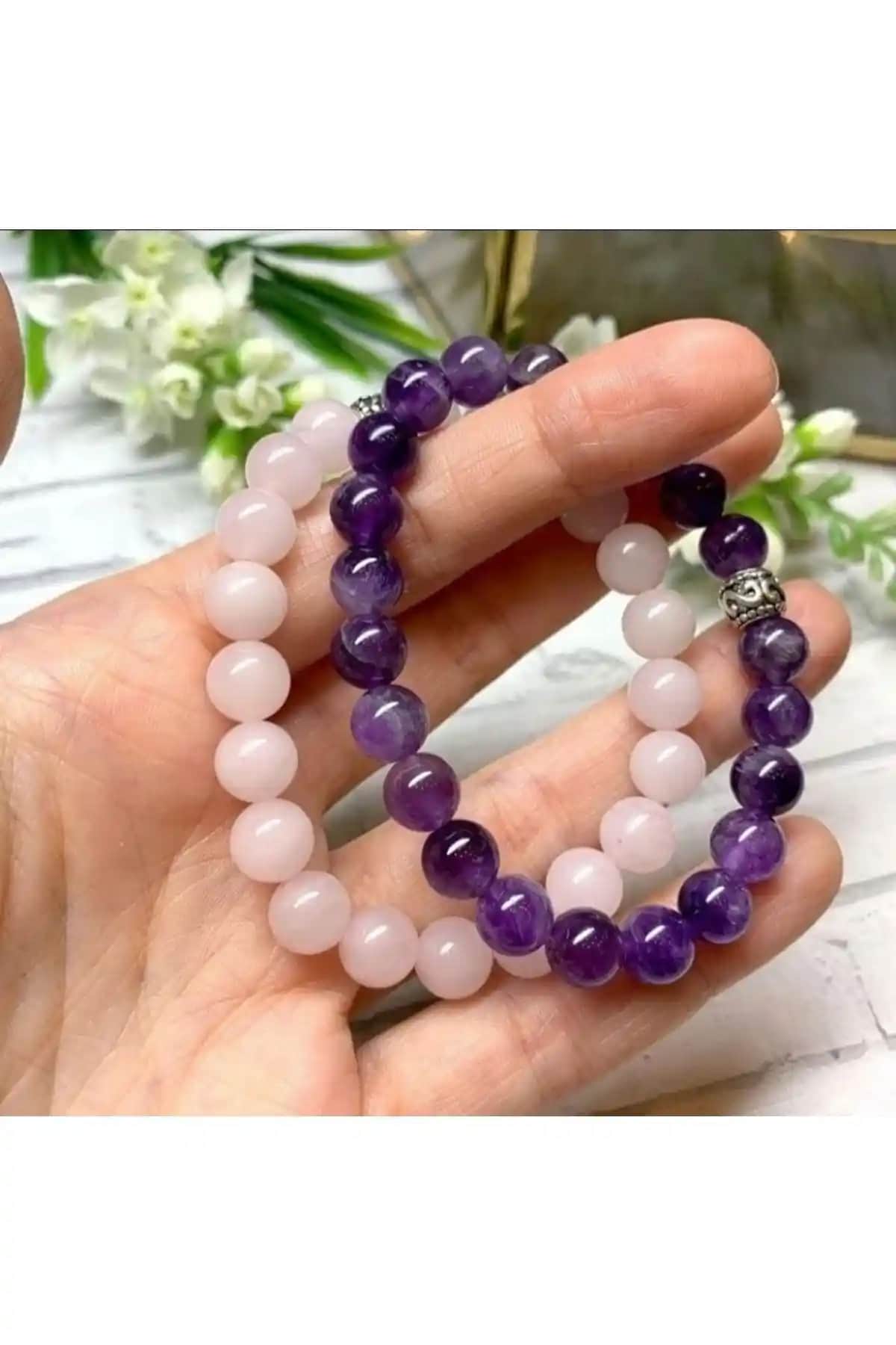 Doğal Taş Bileklikleri Karşılaştırması: Pembe Kuvars ve Kırmızı Akik Modelleri