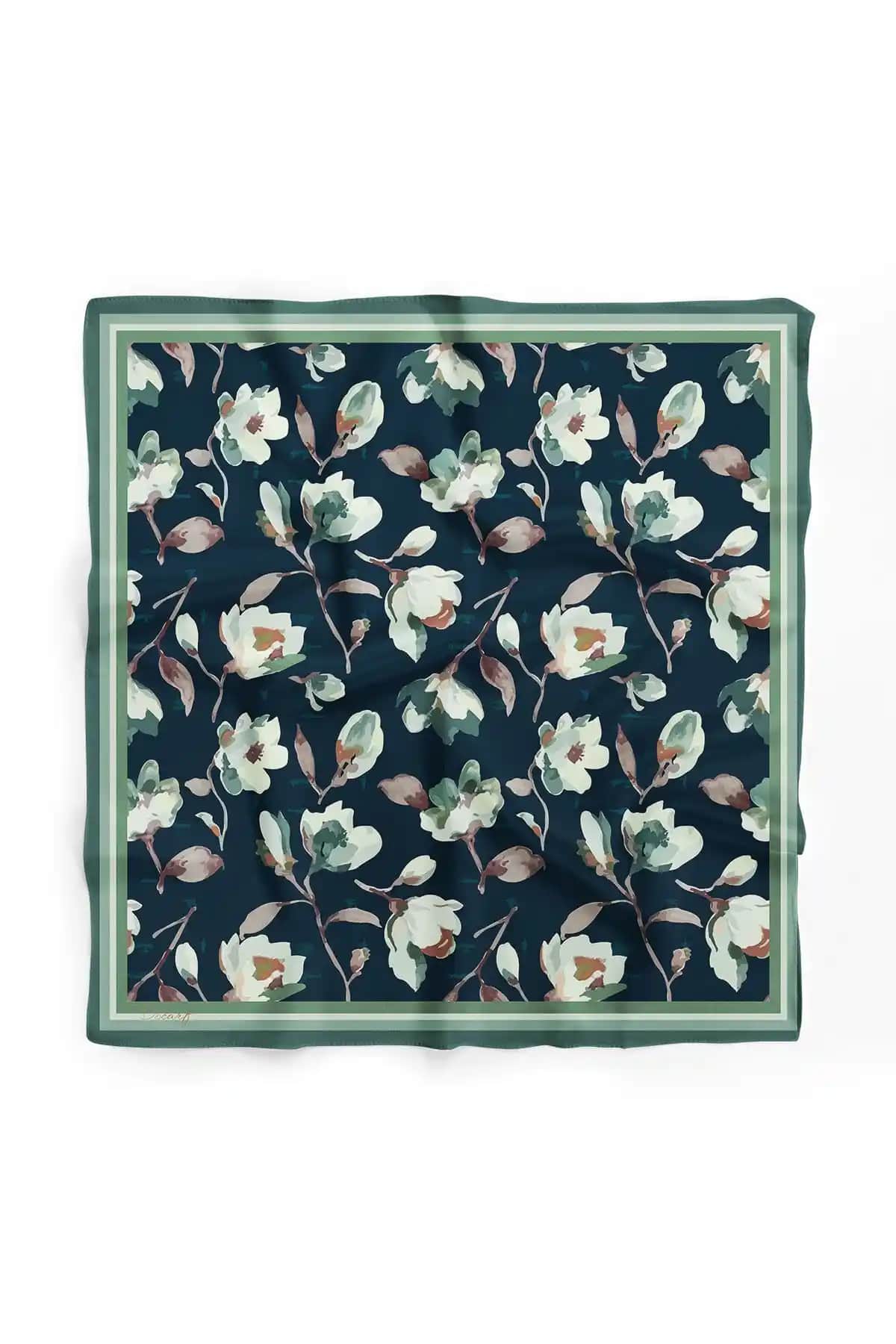 DSCARF Fular Modellerinin Karşılaştırması: Çiçek ve Leopar Desenli Seçenekler