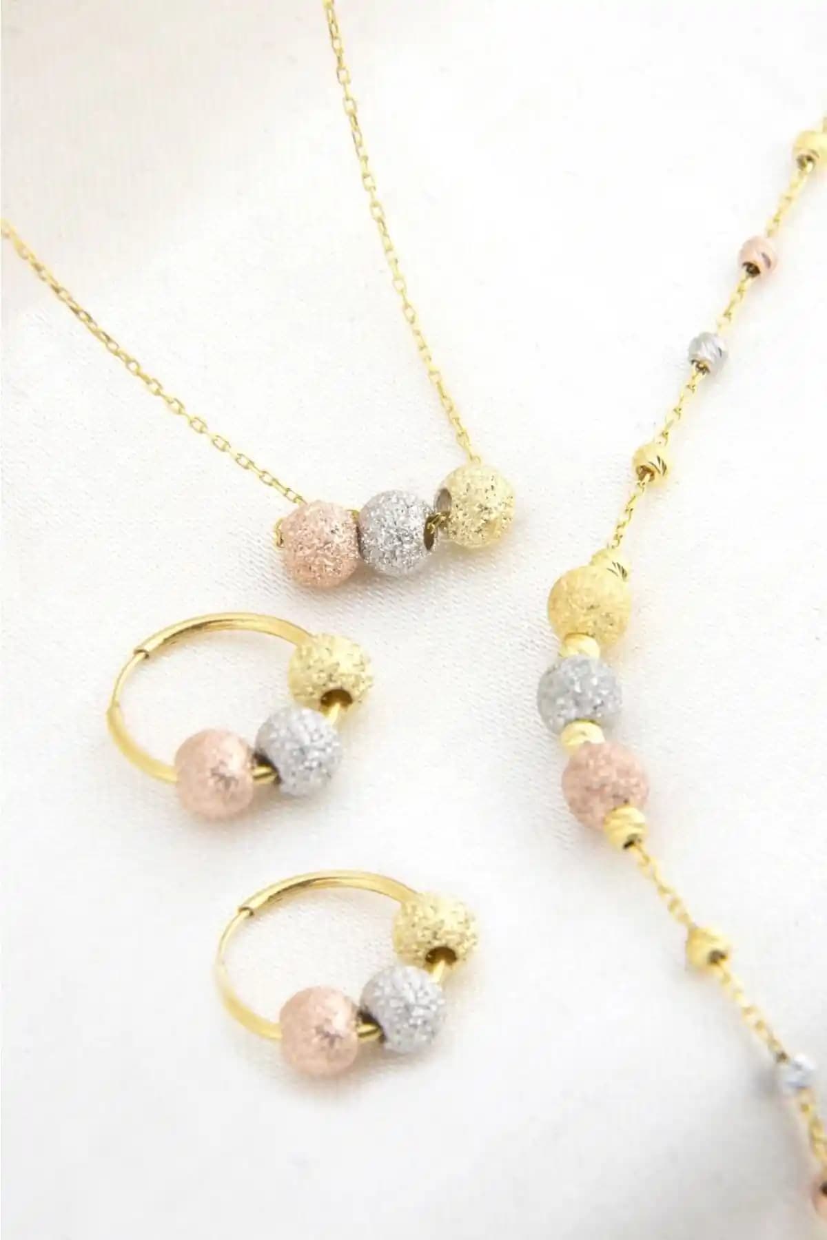 Elika Silver ve Miavi Silver 925 Ayar Gümüş Takı Setleri Karşılaştırması