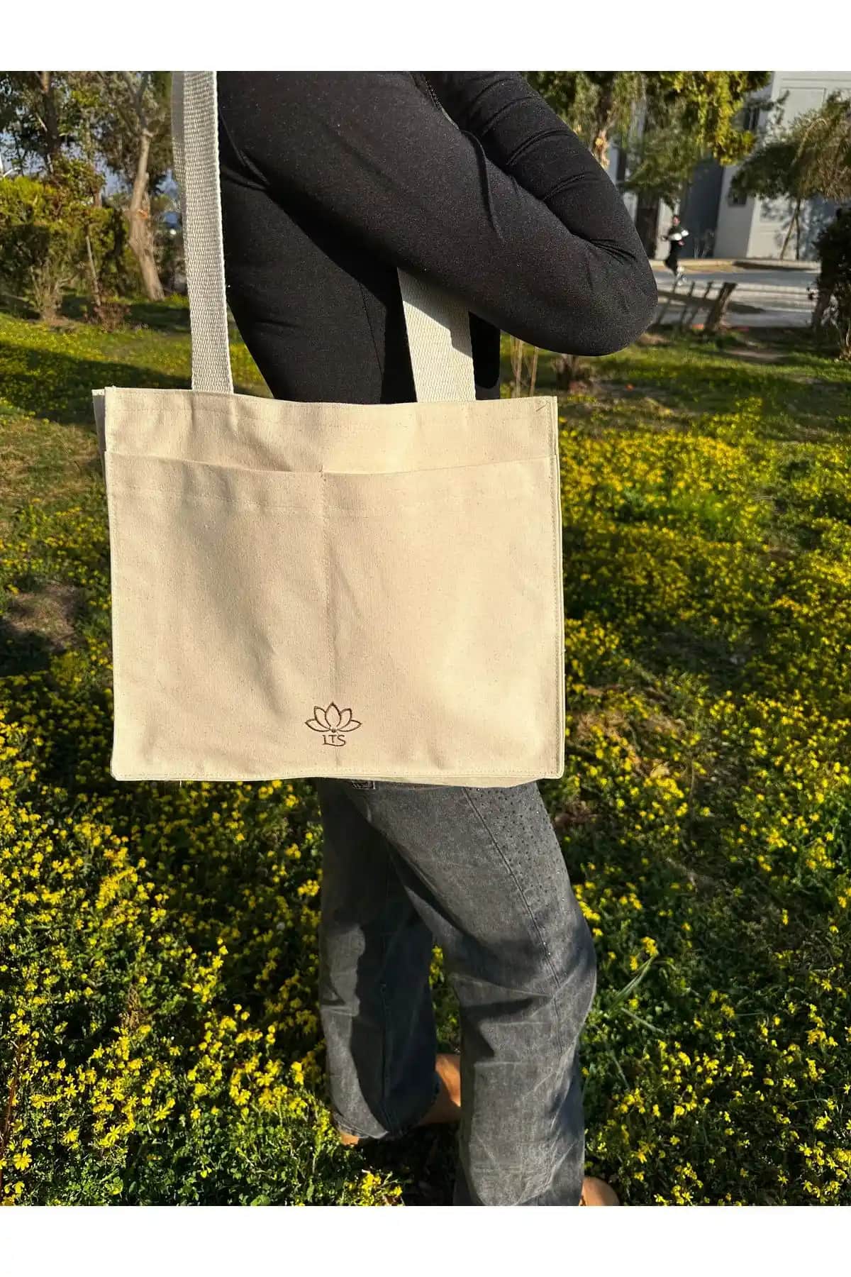 Esfa Çeyiz Keten Bez Çanta: Şık ve Dayanıklı Günlük Kullanım İçin Modern Tasarım