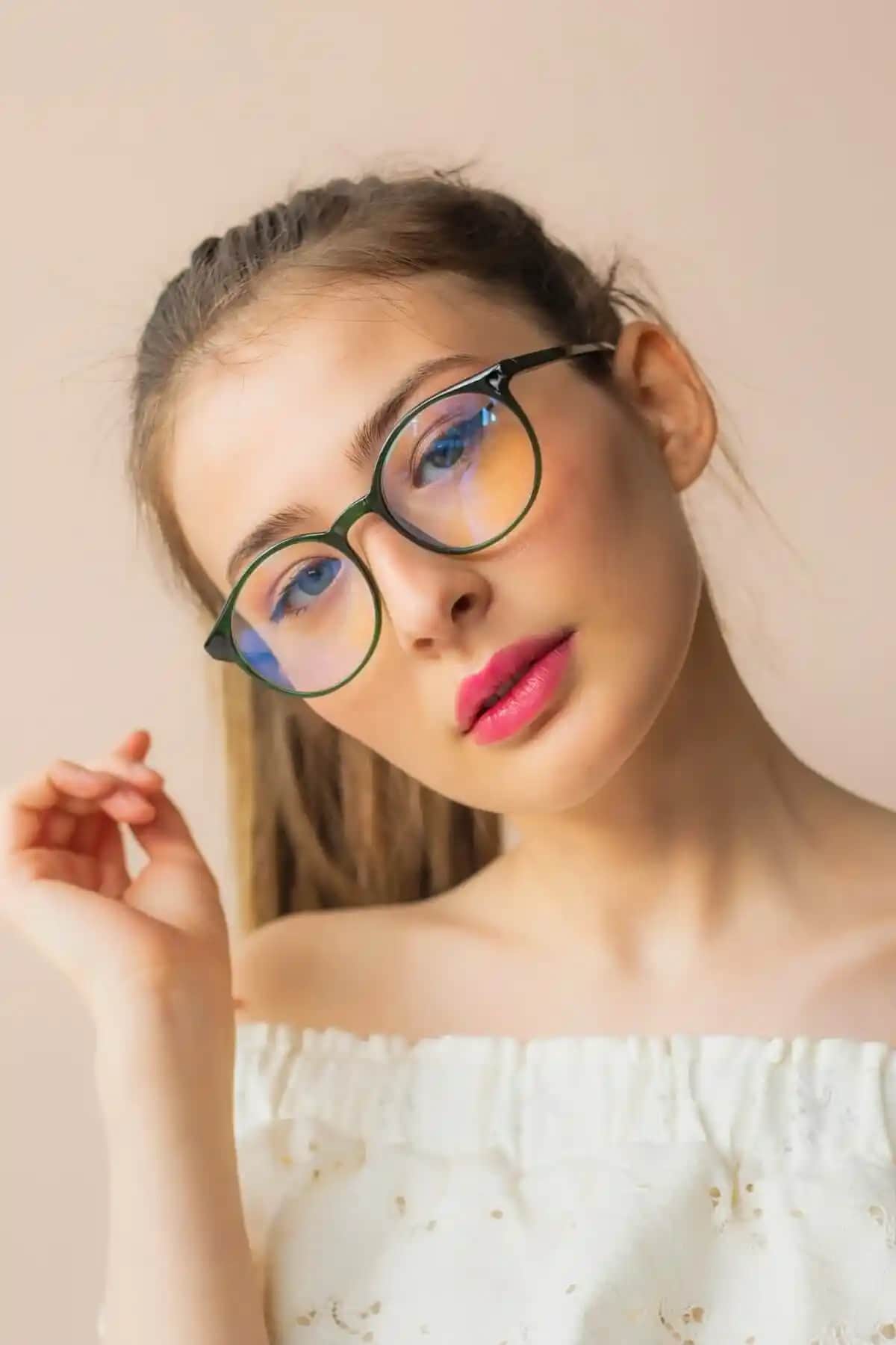 Focus On Tokyo Emerald Mavi Işık Korumalı Gözlük: Şık ve Fonksiyonel Dijital Gözlük Çözümü