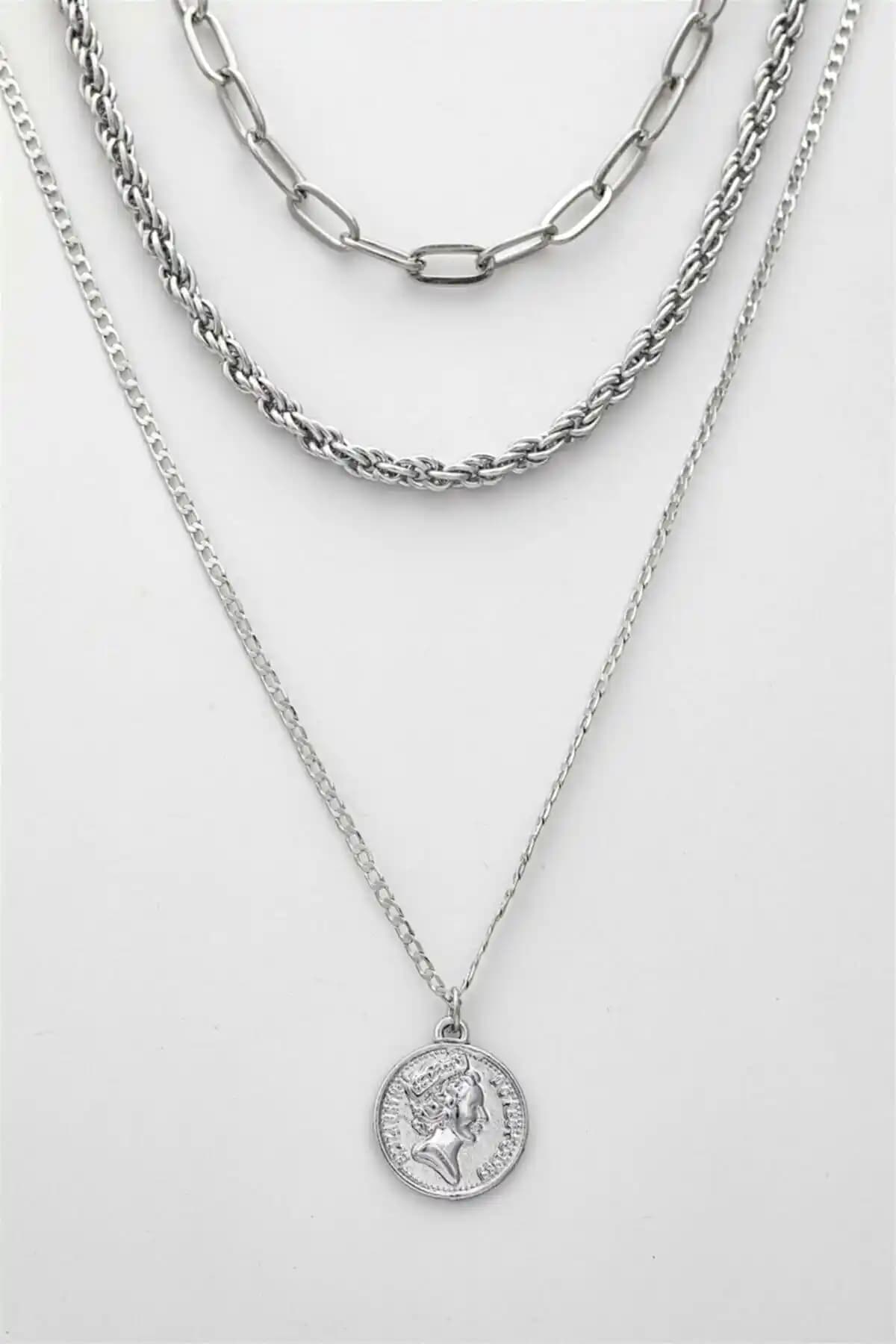 FullControl Kadın Gümüş Madalyon Çoklu Zincir Kolye Şıklık ve Fonksiyonellik İçin Uygun