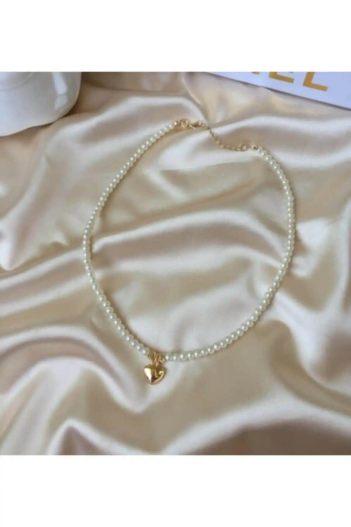 FullControl Kadın İnci Taşlı Kalp Sevgi Kolyesi Zarif ve Anlamlı Tasarım