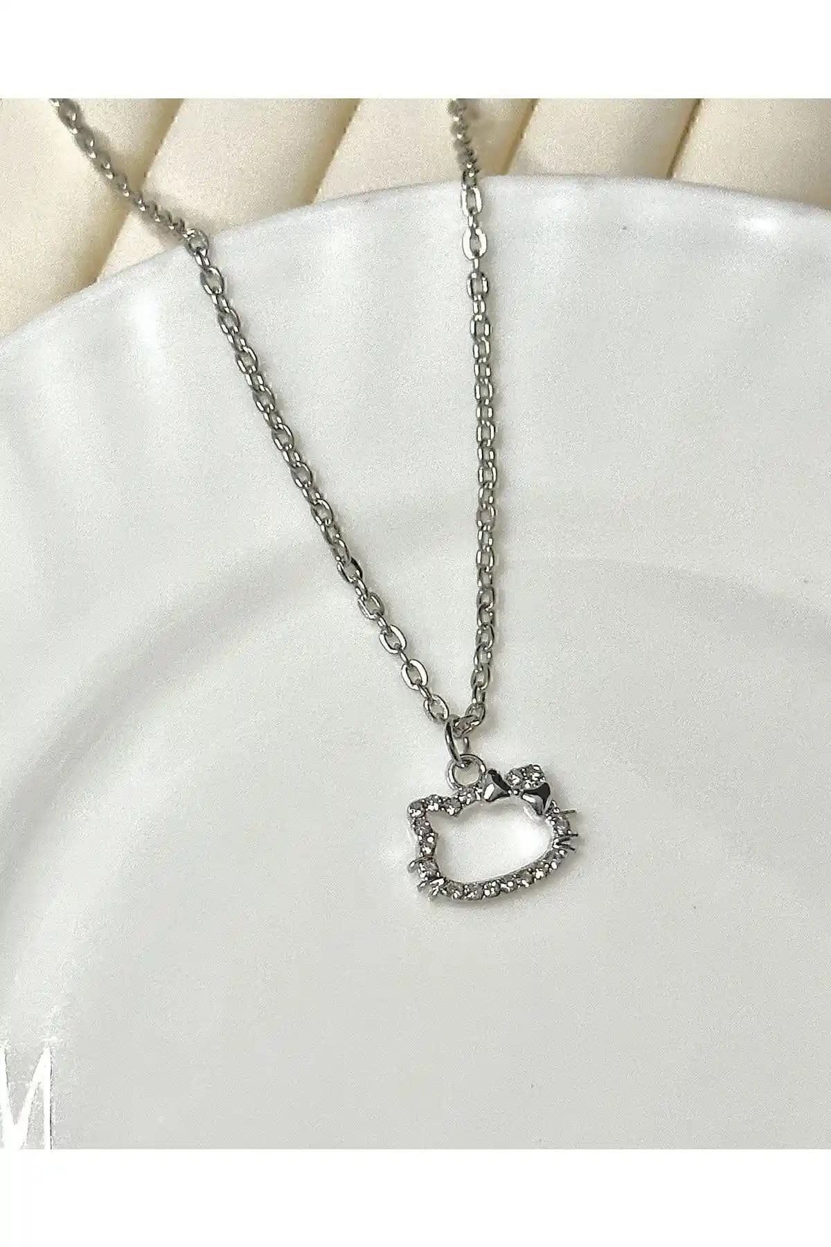 Genel Markalar Kedi Zircon Taşlı Parlak Kolye: Zarif ve Şık Günlük Takı Seçeneği