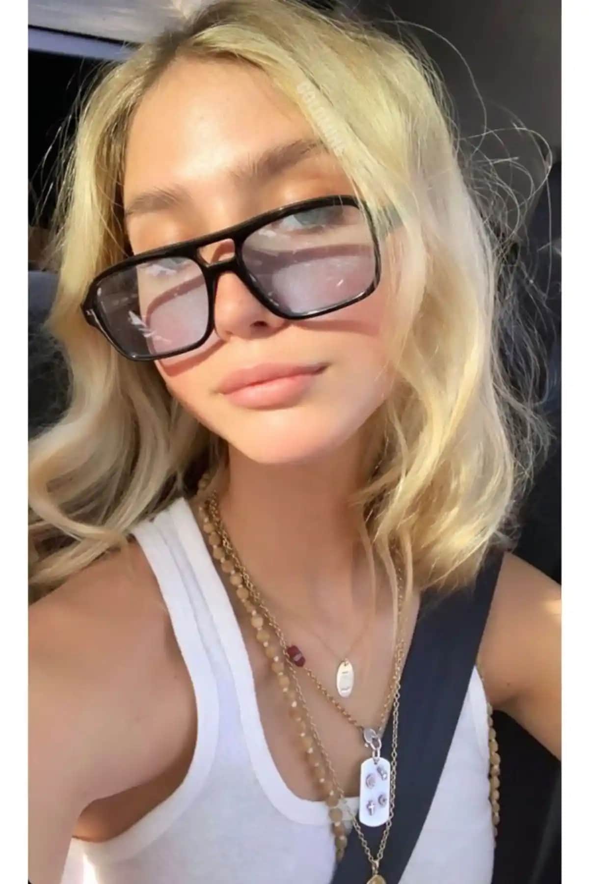 Goldmine Unisex Glamour Güneş Gözlüğü Siyah ve Mavi Renk Seçenekleriyle Şıklık ve Koruma