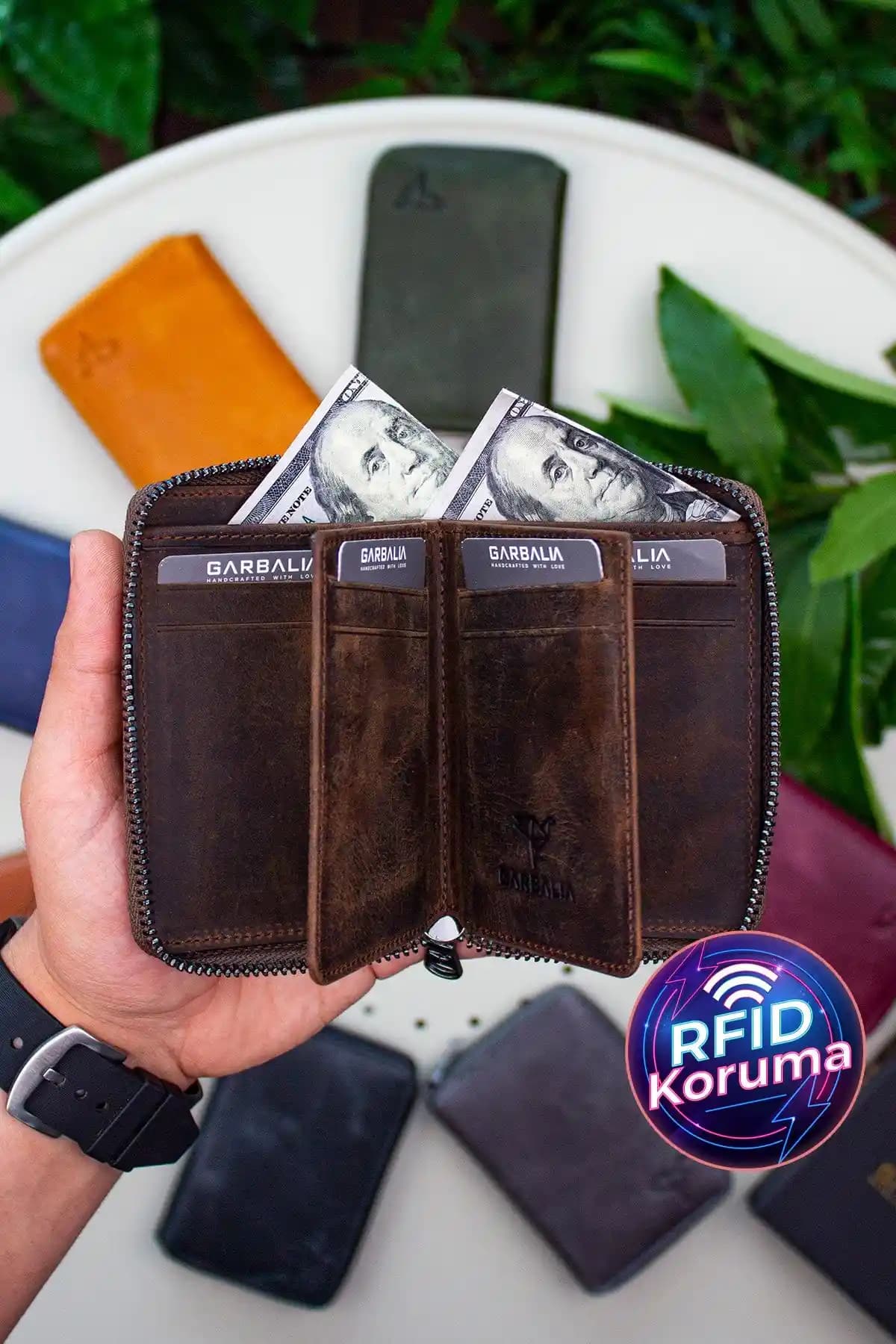 Gömlek Seçimi ve Kombinasyonları: Stil ve Konforu Bir Arada Sunan Rehber