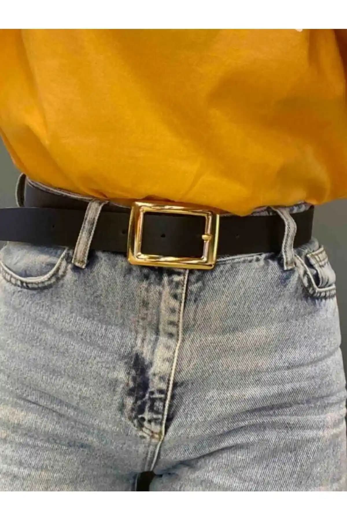 Gradelli kadın kemeri şık tasarımı ve kullanışlı özellikleriyle öne çıkan aksesuar