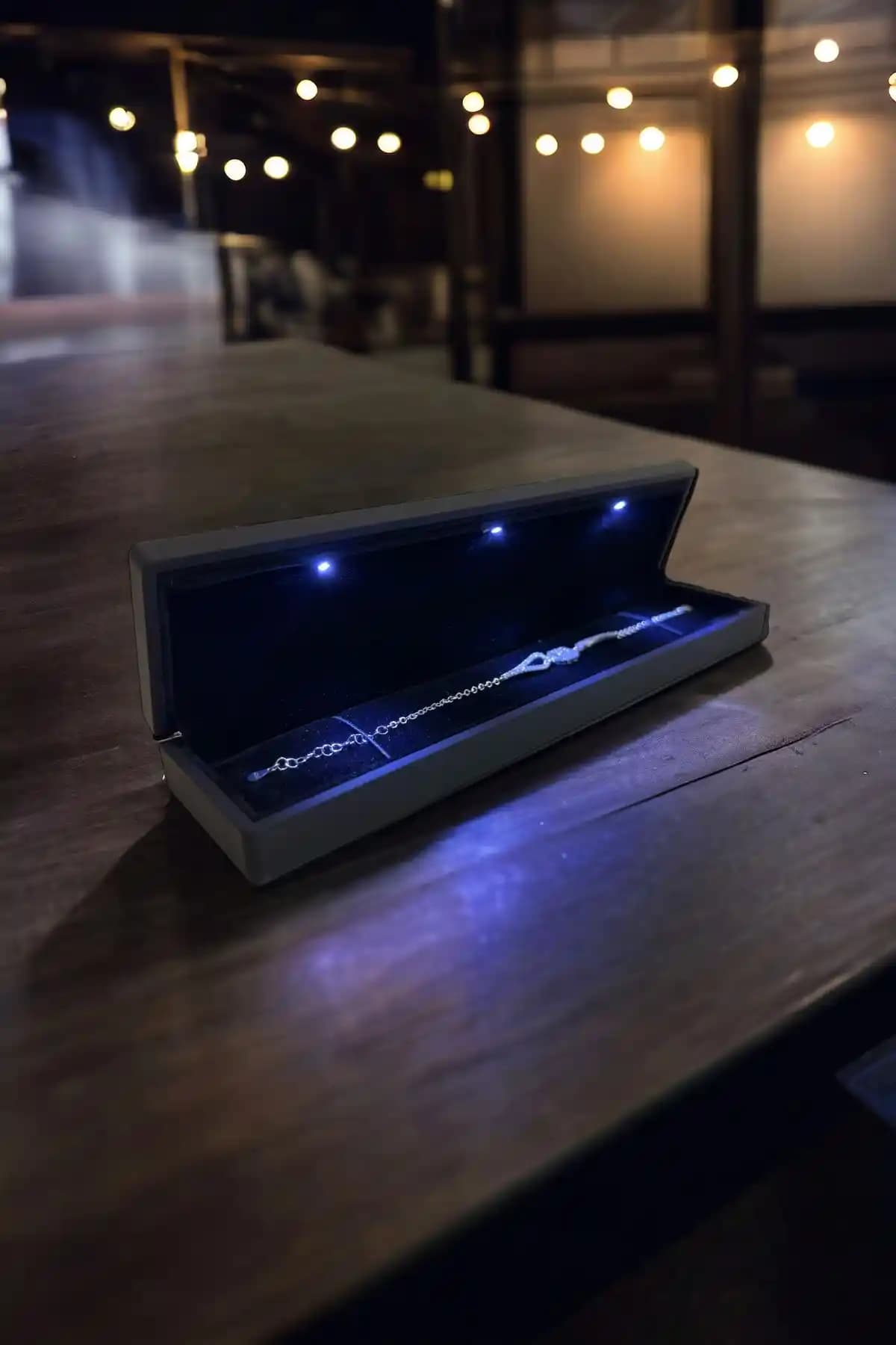 Gümüş Bileklik Karşılaştırması: ADA Life ve By More Ürünlerinin Özellikleri ve Seçim İpuçları