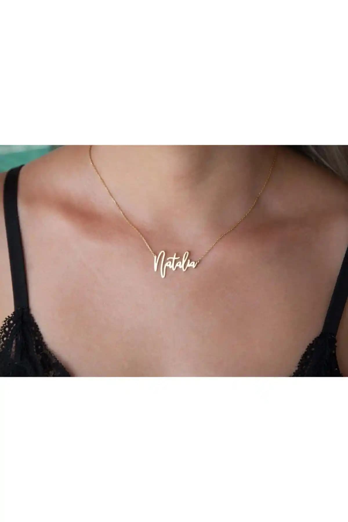 Gümüş El Yazısı İşimli Kolye: Kişisel ve Zarif Tasarım Seçenekleri