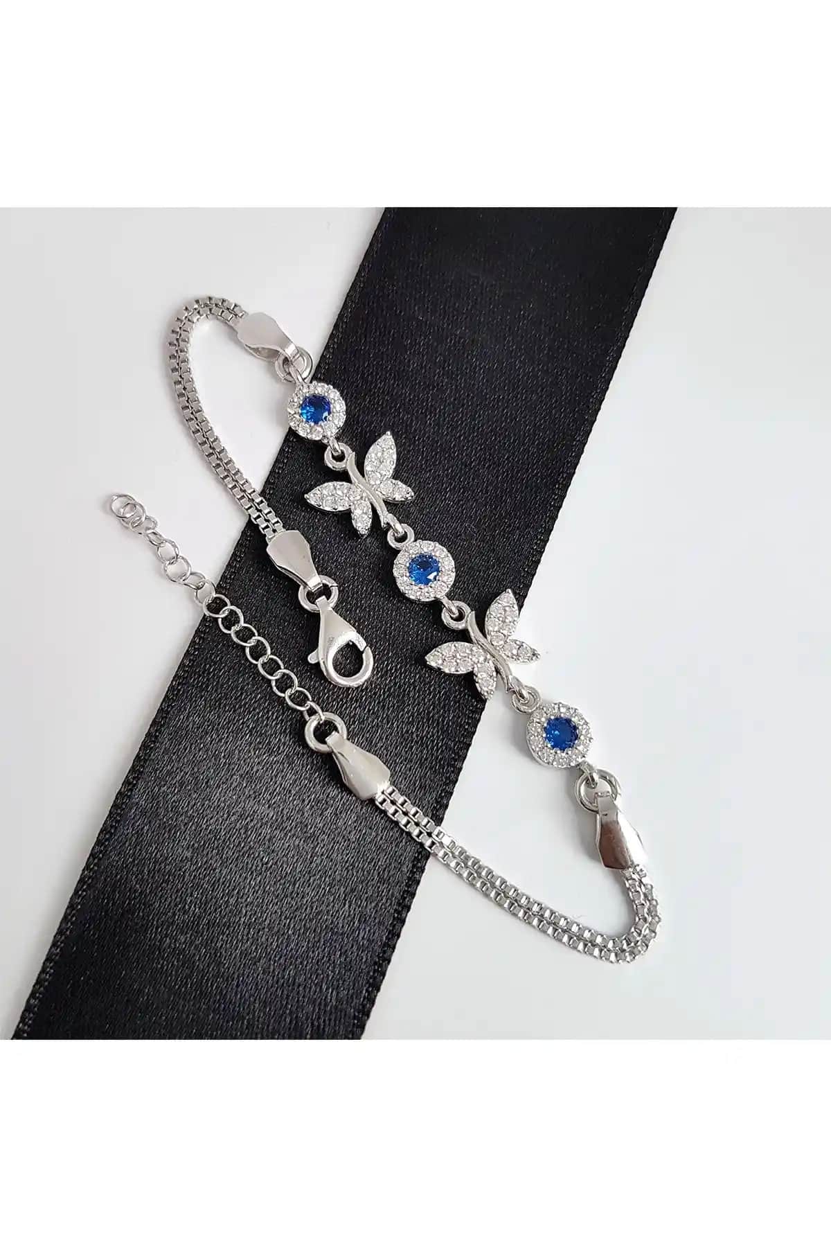 Gümüş Pazarım Safir Renkli Kelebek Gümüş Bileklik: Zarafetin ve Doğallığın Buluşması