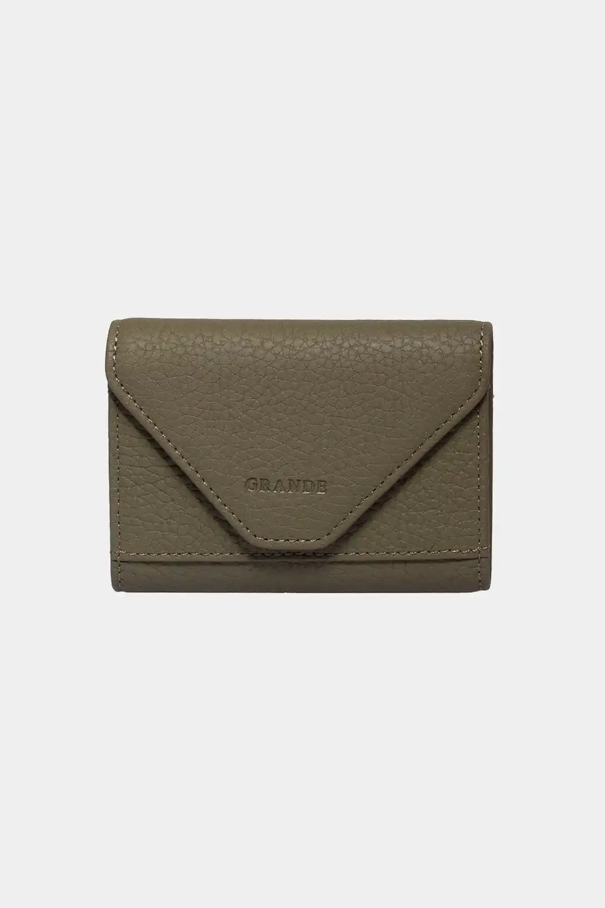 Hakiki Deri Yatay Kartlık Cüzdan: Şık ve Pratik Unisex Tasarım