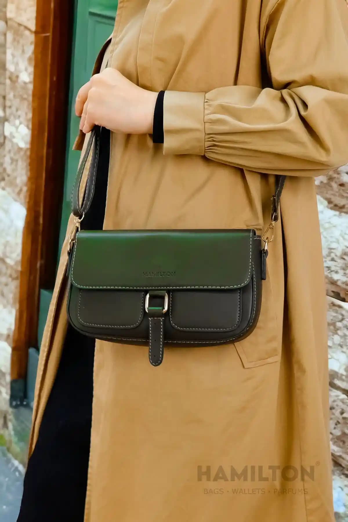 Hamilton Kadın Çantaları Karşılaştırması: Haki ve Kahverengi Modellerin Özellikleri