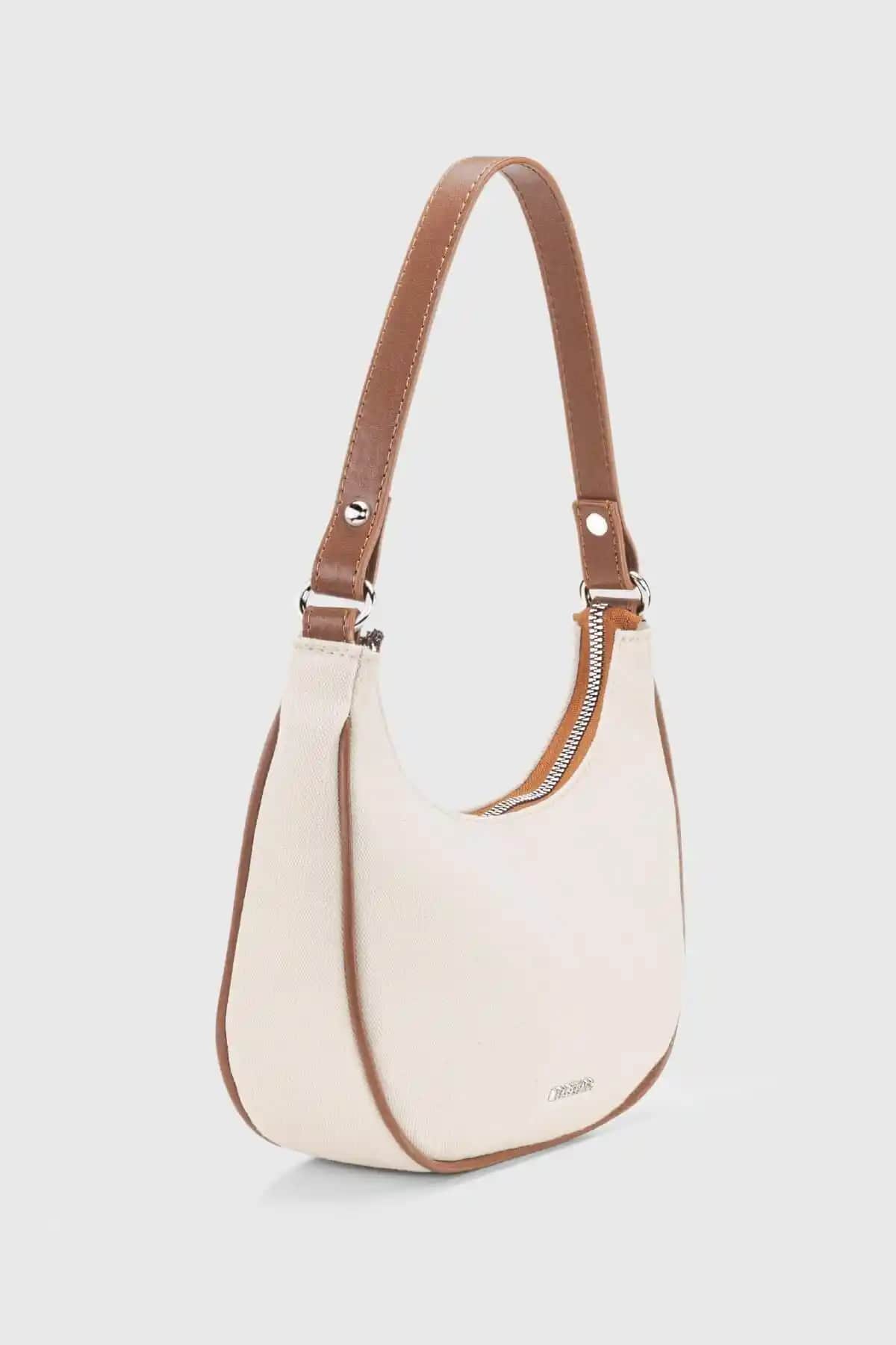 Housebags Kadın Krem Kahve Kanvas Yarım Ay Kol Çantası Günlük Kullanım İçin Şık ve Dayanıklı Tasarım