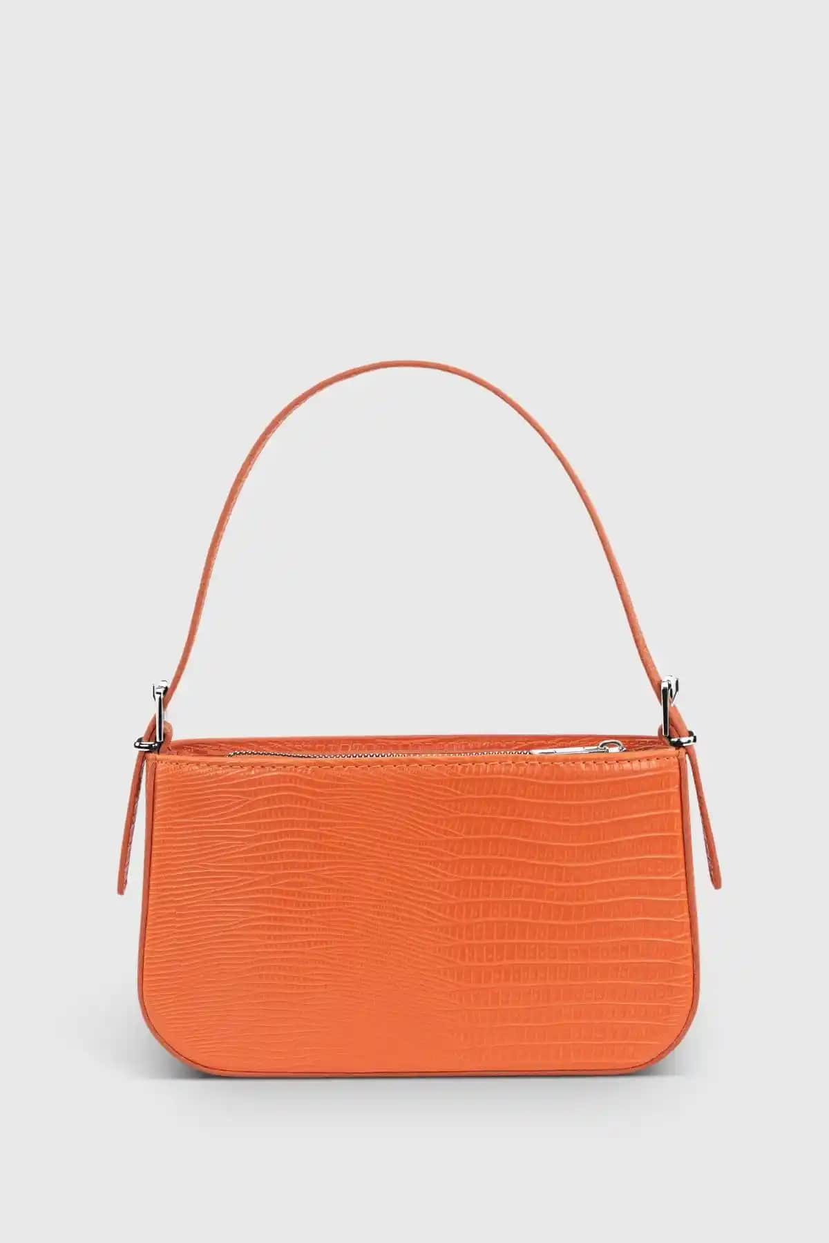 Housebags Kadın Turuncu Tokalı Baguette Çanta Günlük Şıklık ve Fonksiyonellik İçin Uygun