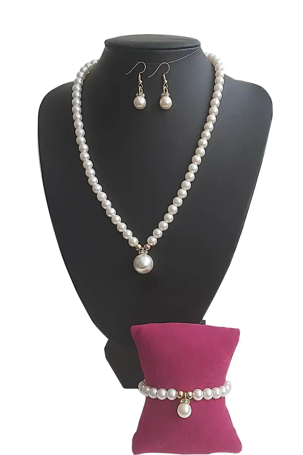 İncili Üçlü Takım Kadınlar İçin Zarif ve Şık Aksesuar Seti