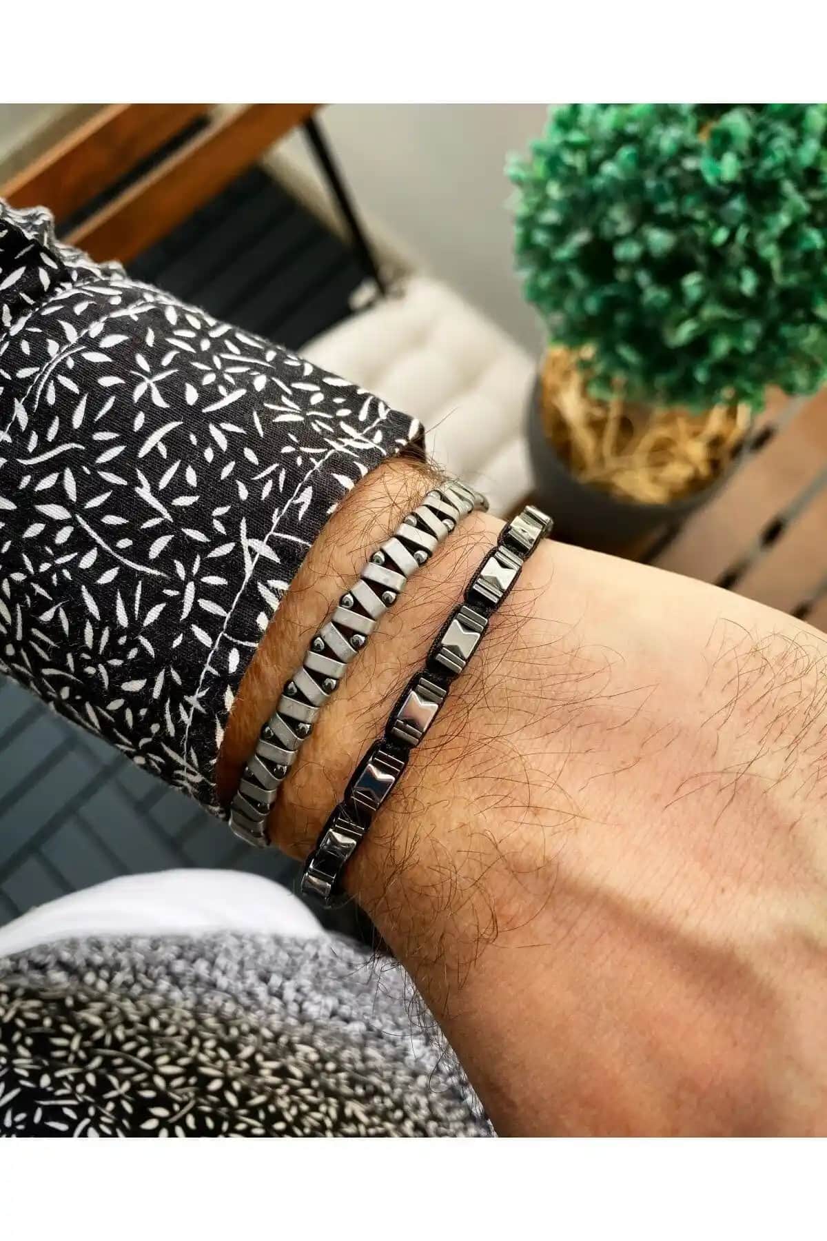 Jack Ferrero Hematit Taşlı Makrome Erkek Bileklik: Şık ve Doğal Bir Aksesuar