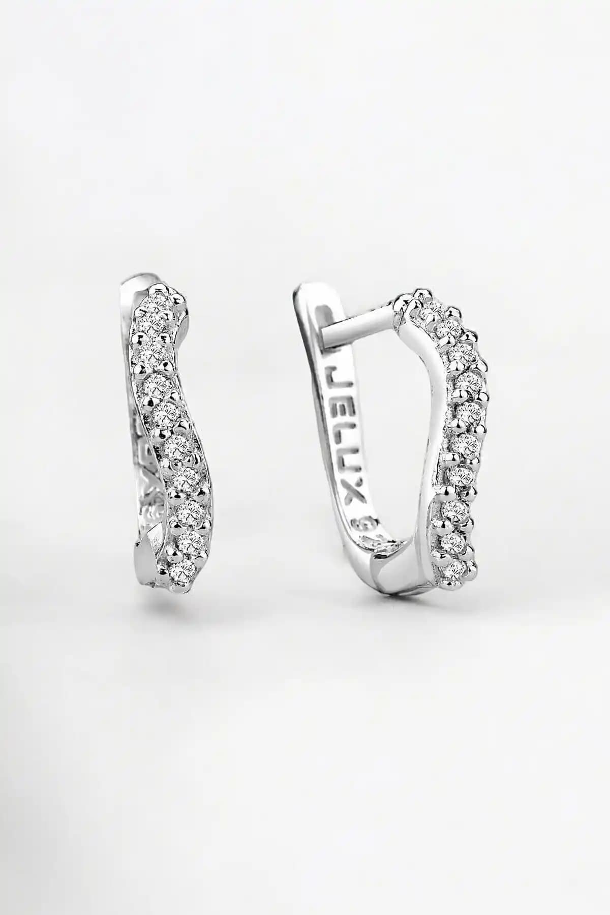 Jelux Silver 925 Ayar Gümüş Zirkon Taşlı Modern Küpe Şıklık ve Zarafetin Buluşması