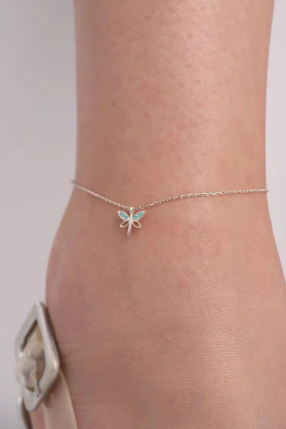 Kadın 925 Ayar Gümüş Zincirli Halhal Modelleri ve Özellikleri Karşılaştırması