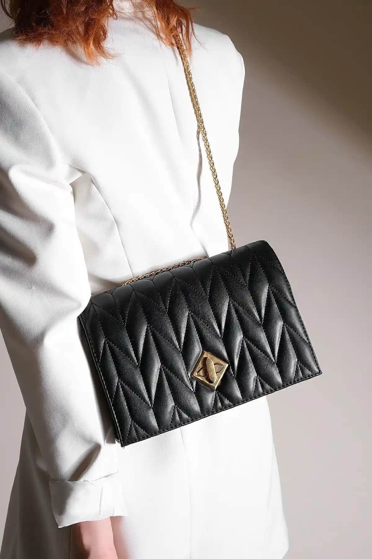 Kadın Çantası Karşılaştırması: Marjin ve Pierre Cardin Modelleri İncelemesi