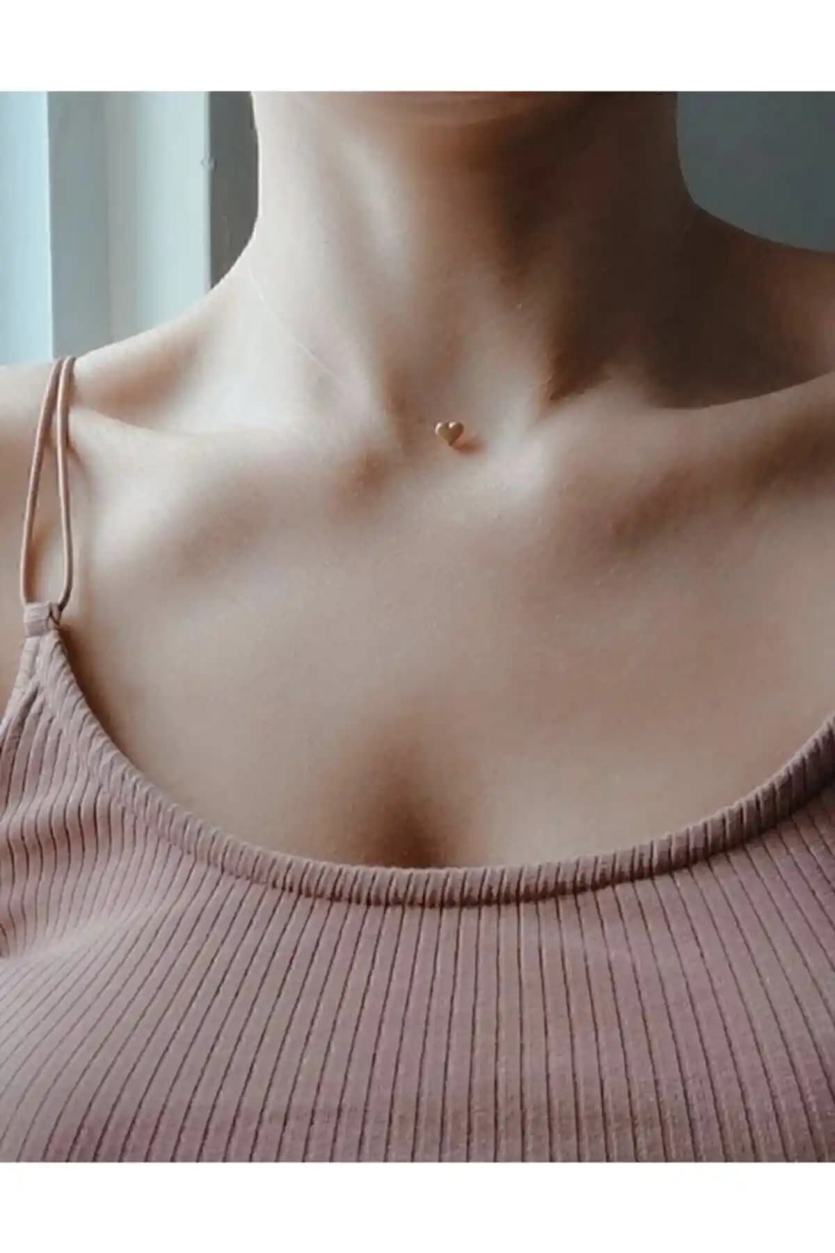 Kadın Kalp Yıldız Hayalet Kolye: Zarif ve Şık Tasarımıyla Günlük ve Özel Kullanımlar İçin