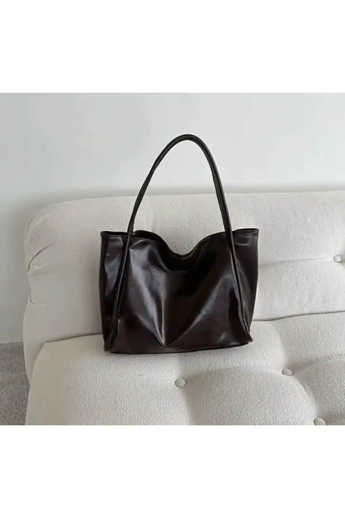 Kadınlar İçin Suni Deri Büyük Boy Salaş Kol Çantası Günlük Kullanım İçin Uygun