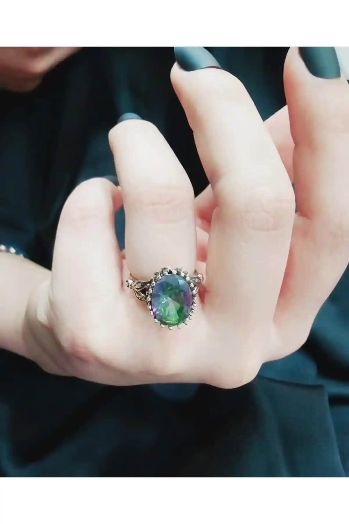 Kapris Concept Mistik Topaz Doğal Taş Antiallerjik Bakır Yüzük: Şıklık ve Dayanıklılık Bir Arada