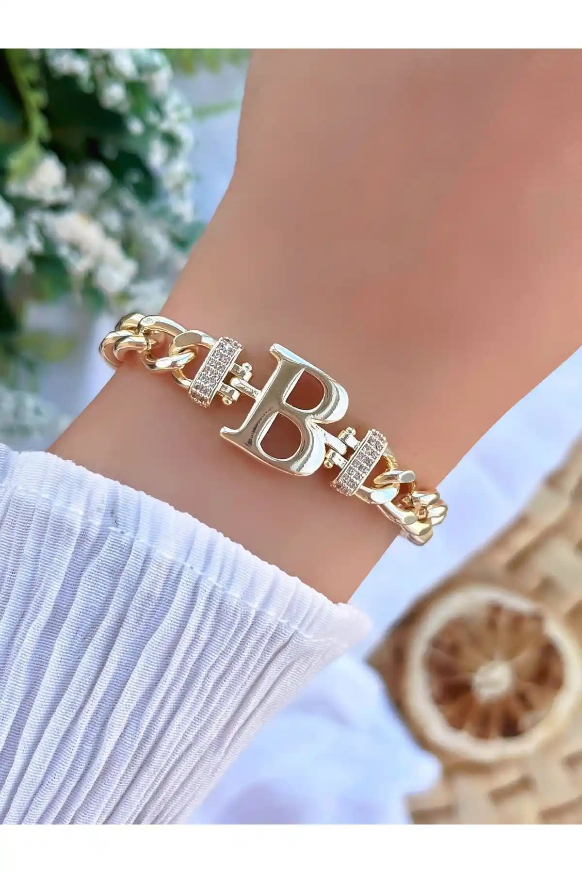 KBC STORE Harfli Zincir Bileklik B Harfi: Modern Tasarım ve Dayanıklılık Özellikleri