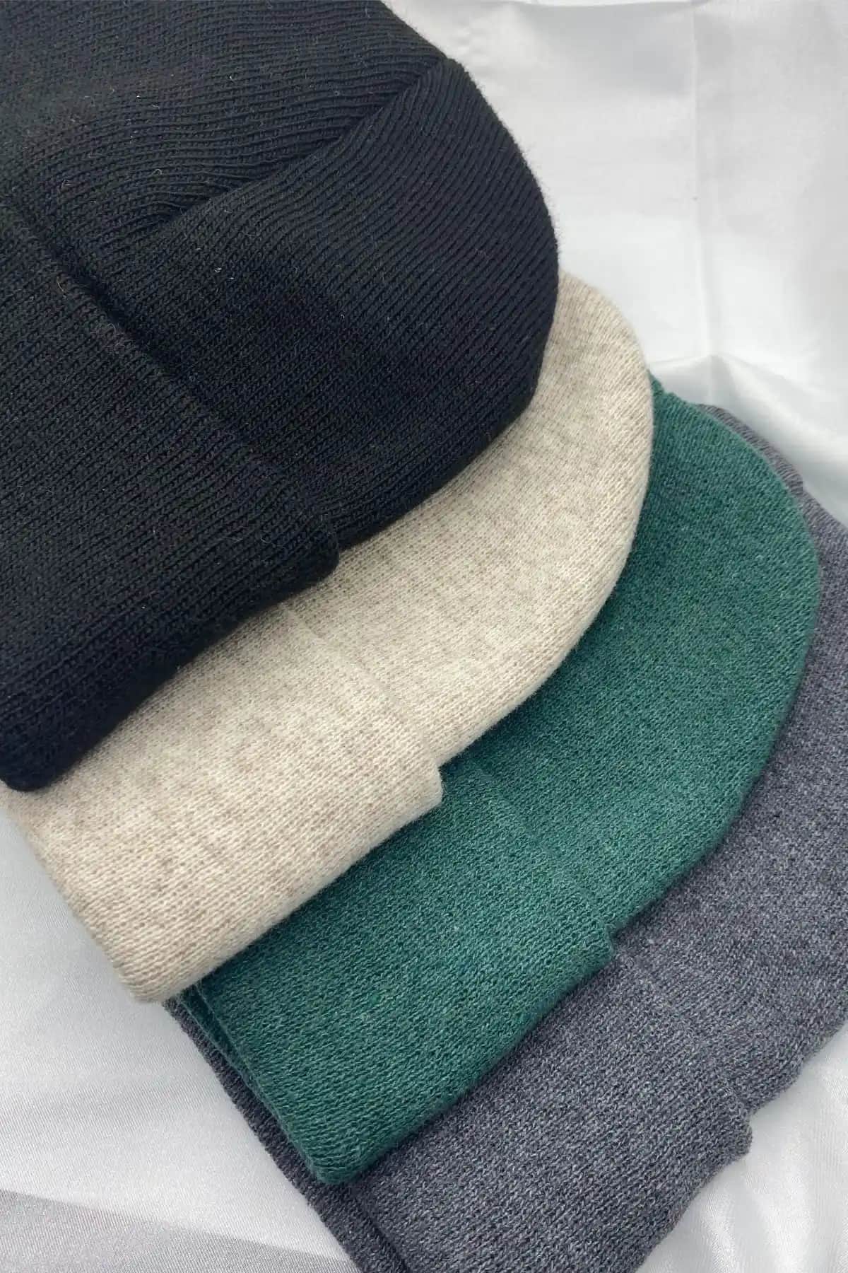 KISCHE Unisex Katlamalı Renkli Bere: Şık ve Pratik Tasarım ile Soğuk Havalar İçin Ideal