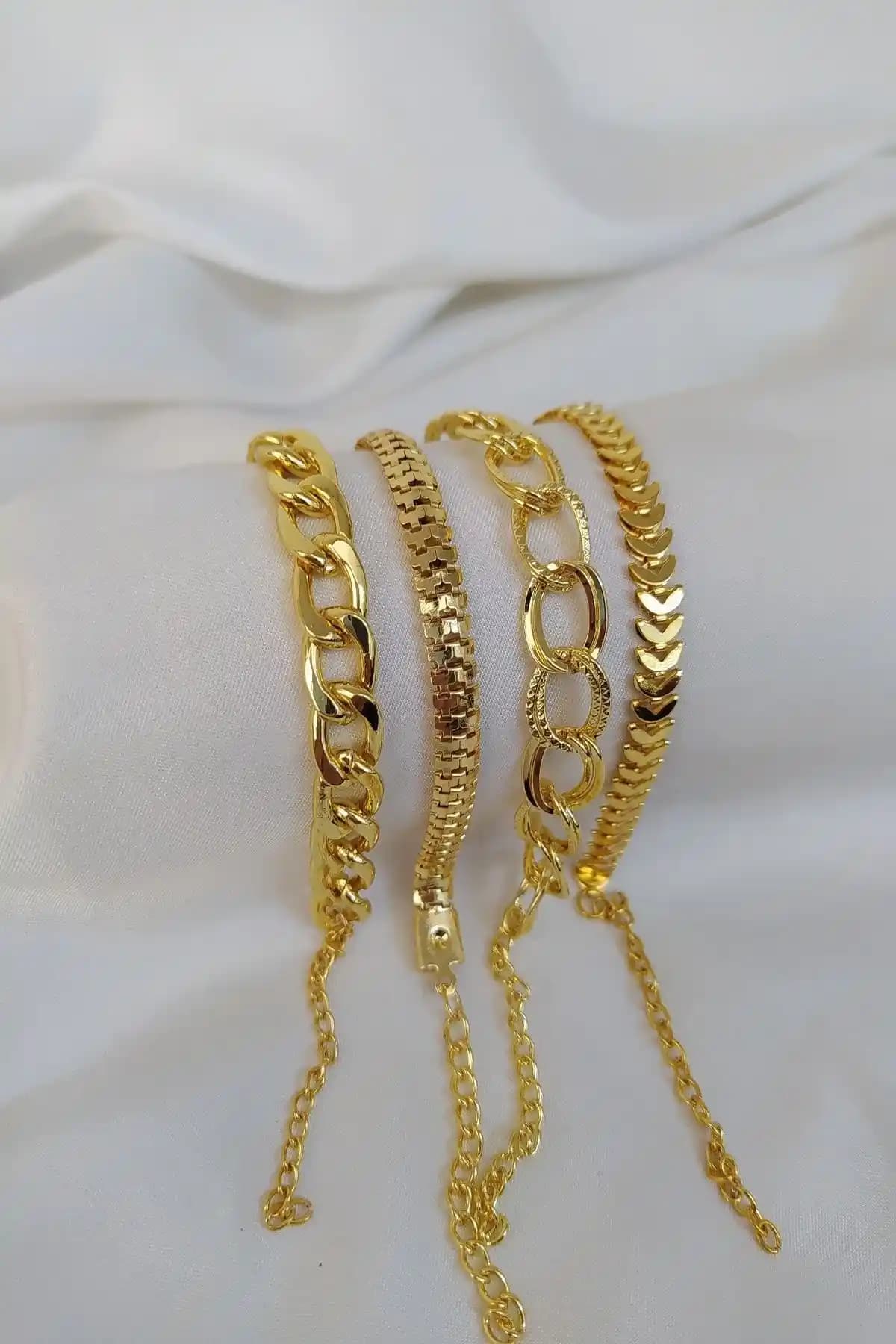 KOBA Altın Kaplama Kadın Bileklik: Şıklık ve Dayanıklılık Sunan Zarif Aksesuar