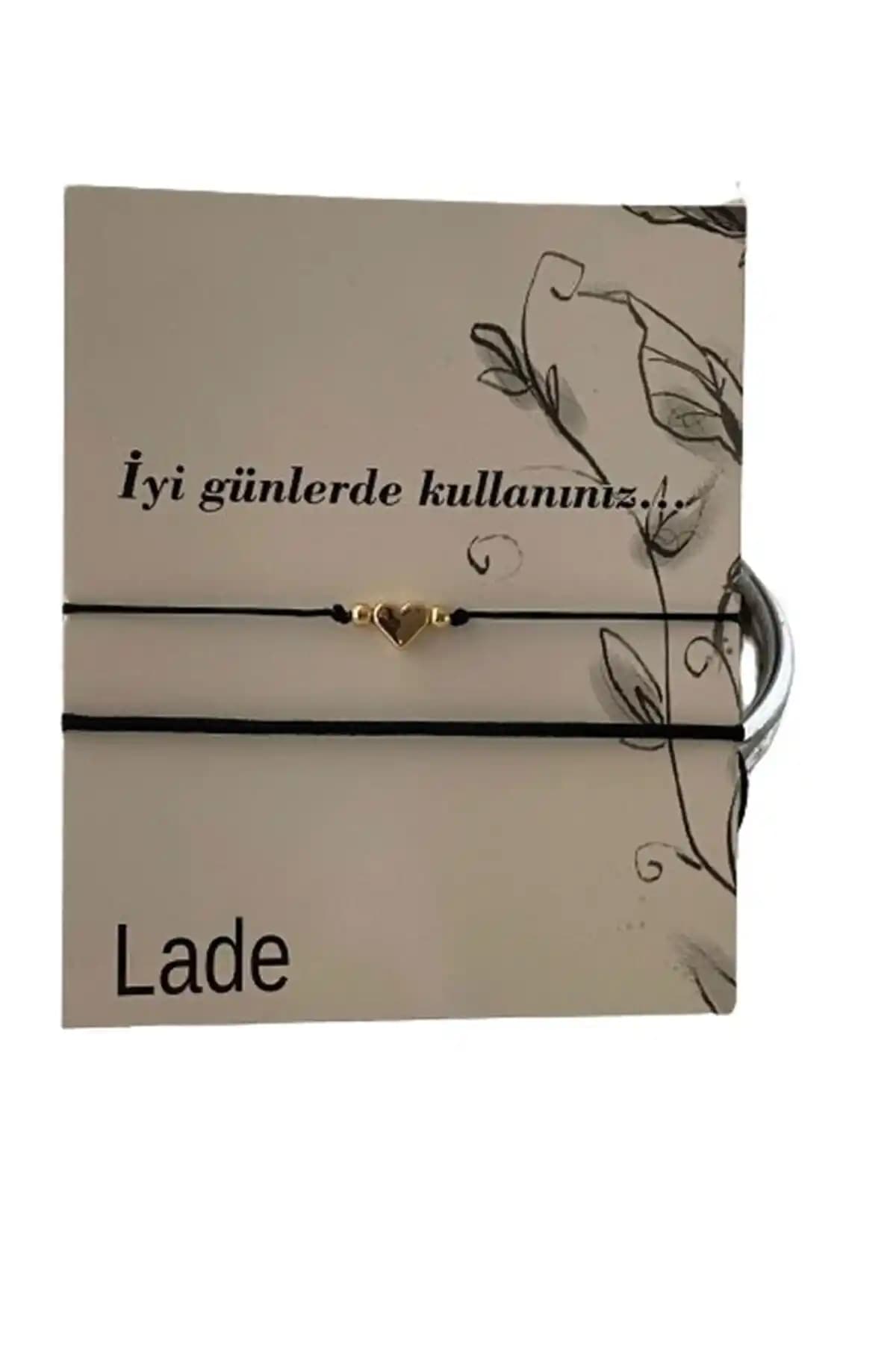 Lade Siyah İp ve Kalpli Halhal: Zarif ve Şık Kadın Takı Seçenekleri