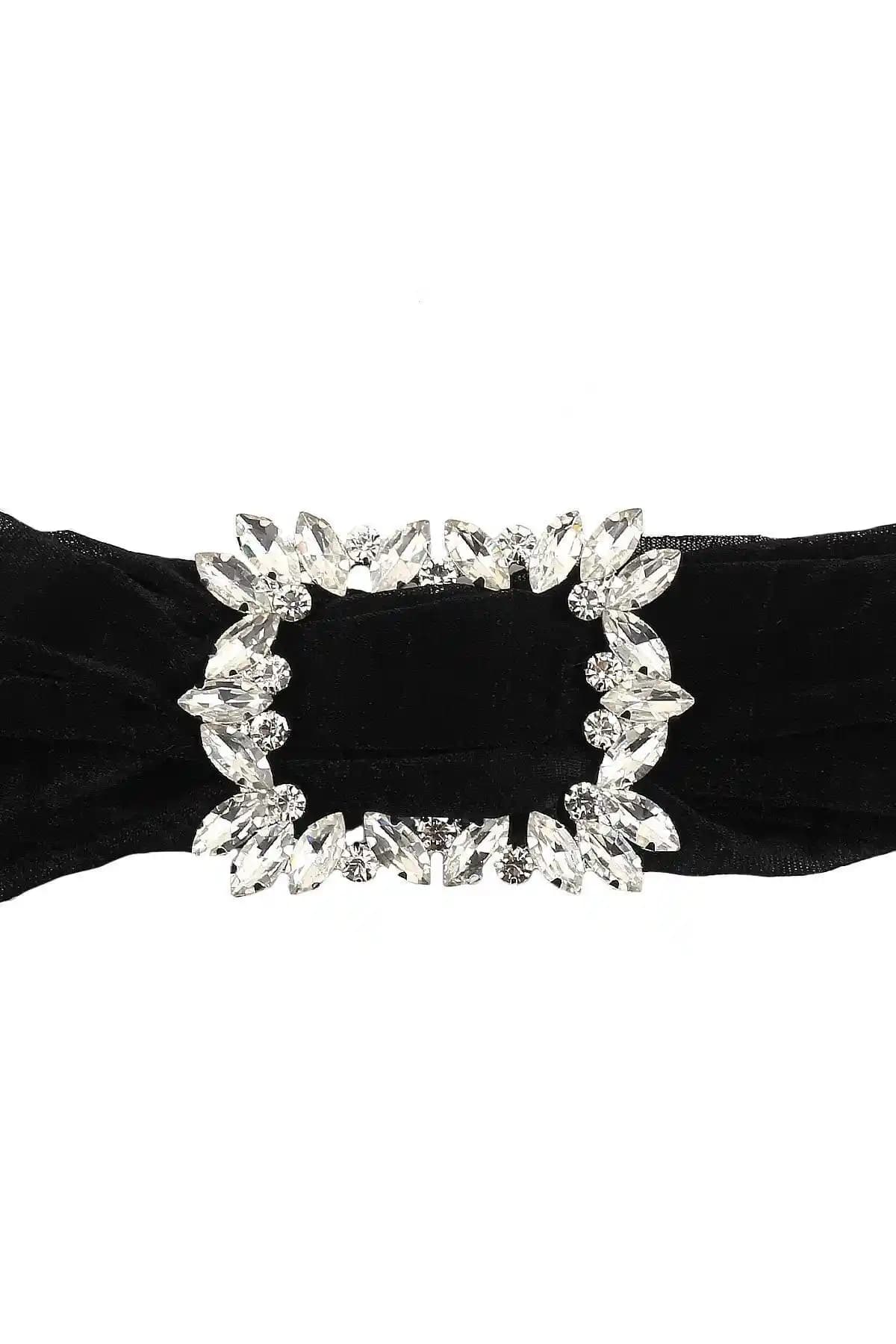 Lisre ve YLMZ Taşlı Kemer Tokası Karşılaştırması: Tasarım, Malzeme ve Kullanım Özellikleri