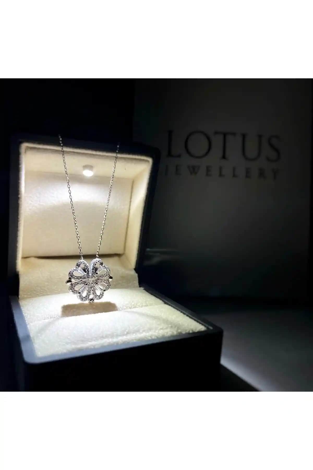 LOTUS JW ve Söğütlü Silver Gümüş Kolye Karşılaştırması: Hangi Model Daha Uygun