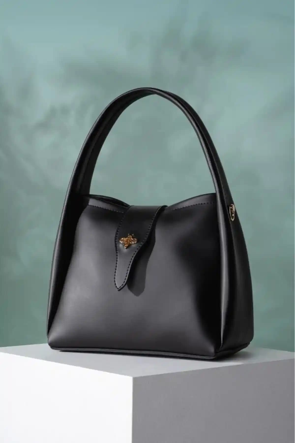 Lucky Bees Kadın El ve Omuz Çantası Modern Tasarım ve Yüksek Kalite ile Günlük Şıklık İçin