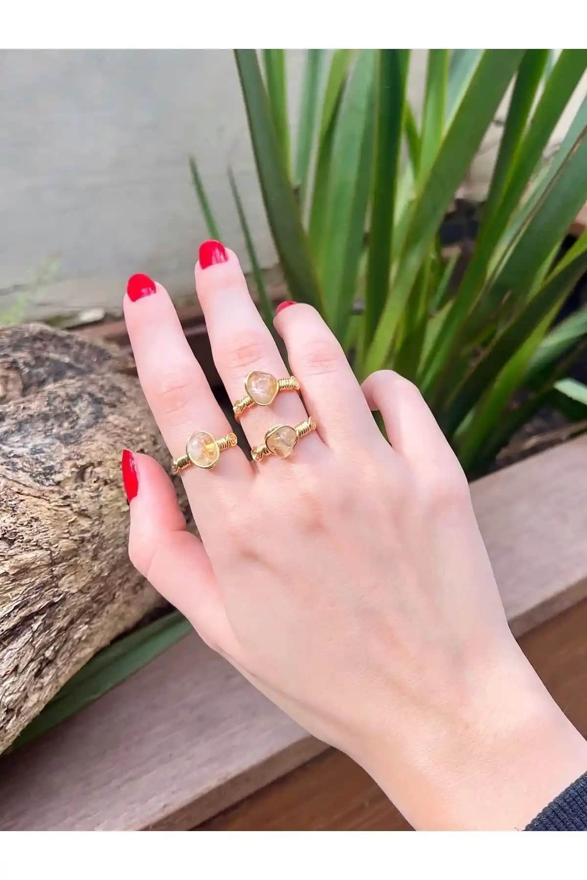 LunaStone Sitrin Yüzük Doğal Taş ve Modern Tasarımın Şıklığı